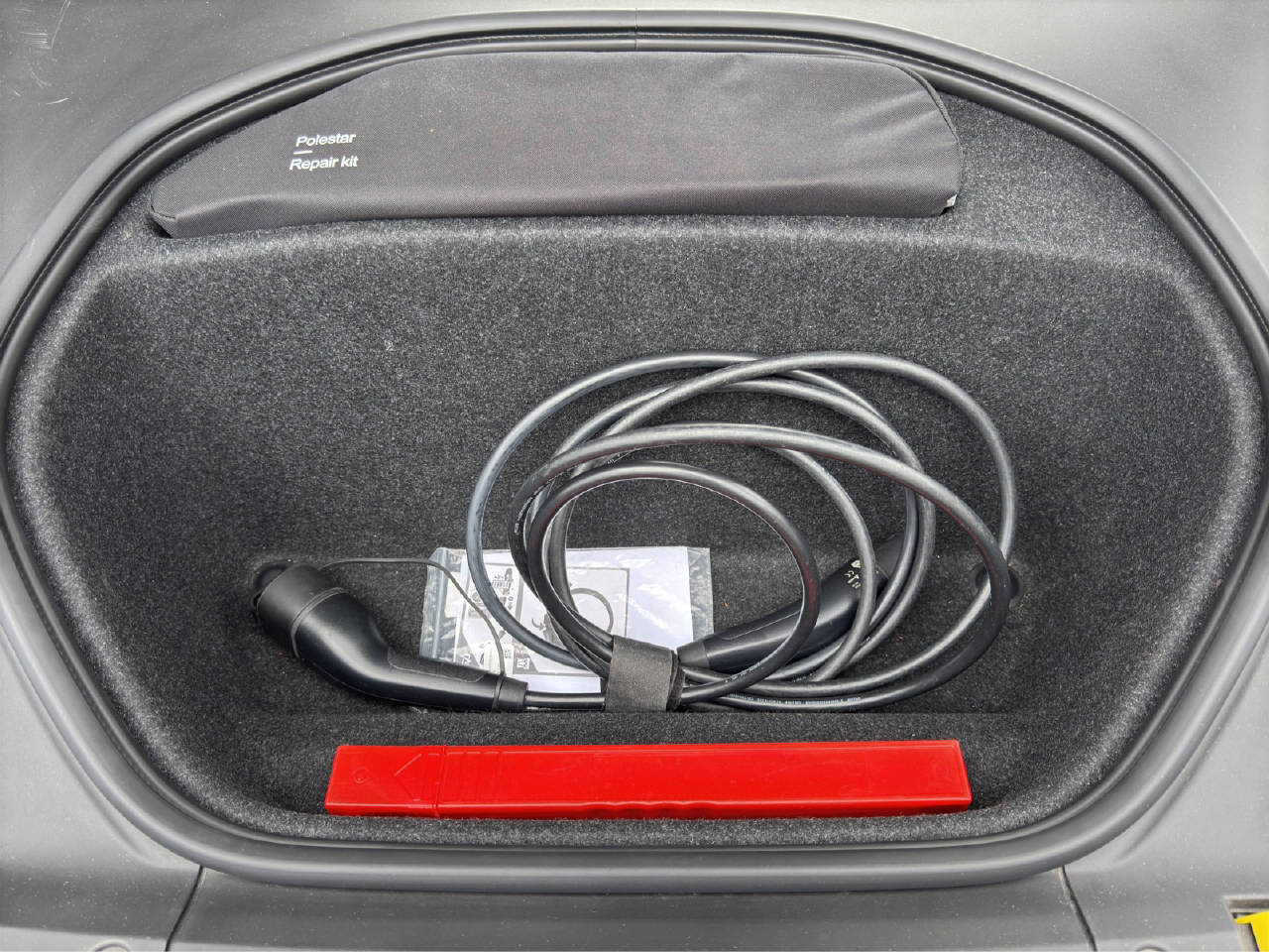POLESTAR 2 Long Range Dual Motor-image-15