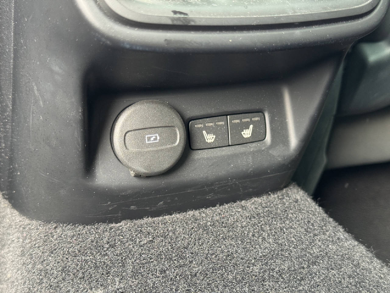 POLESTAR 2 Long Range Dual Motor-image-11