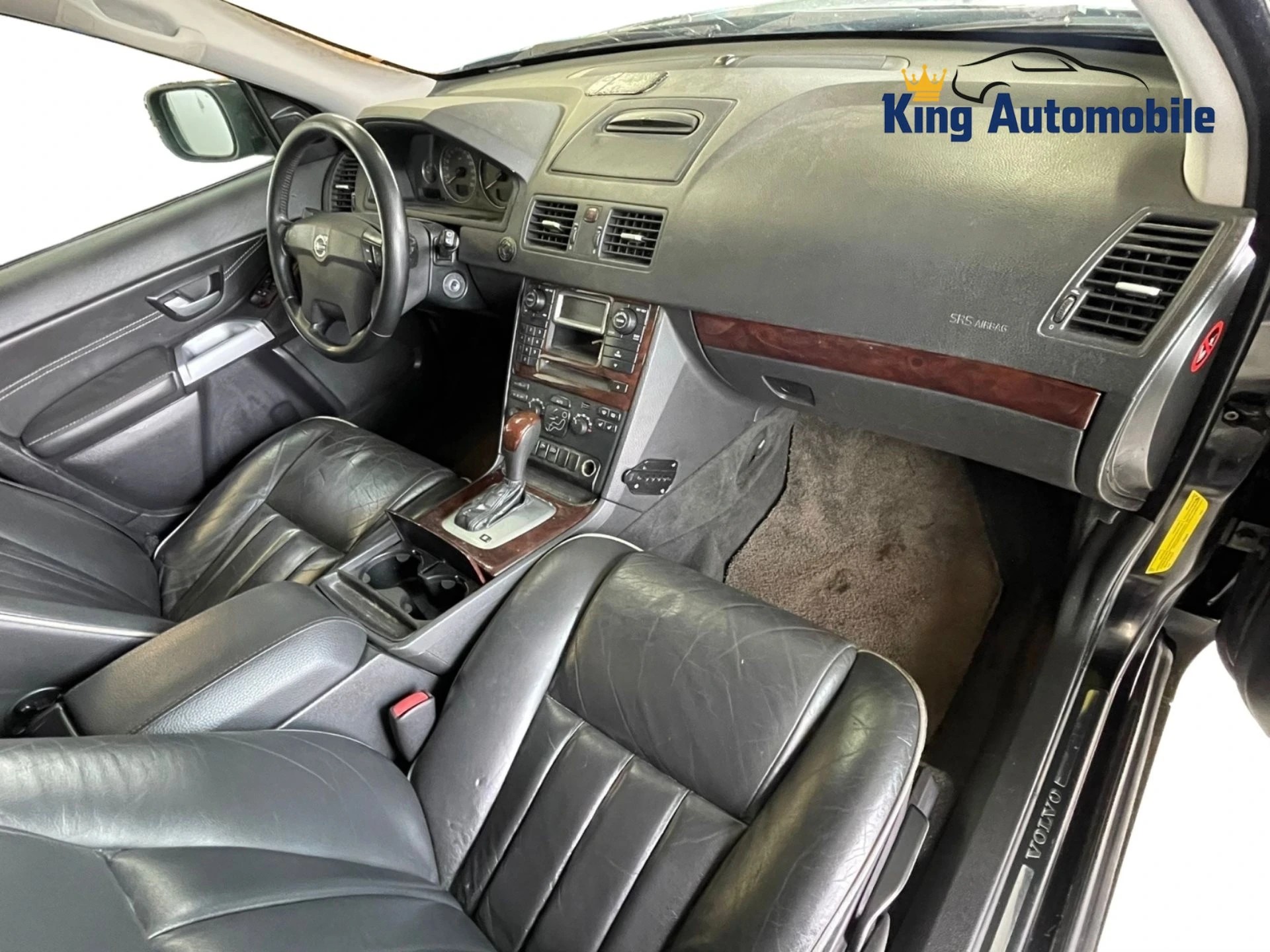 VOLVO XC90 V8 AWD Executive Geartronic | MFK 01.2024 | 7 Sitze | Schiebedach | Klima-image-7