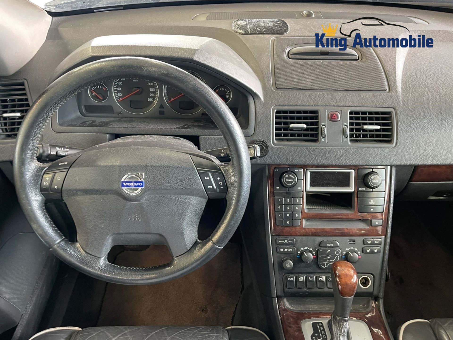 VOLVO XC90 V8 AWD Executive Geartronic | MFK 01.2024 | 7 Sitze | Schiebedach | Klima-image-12