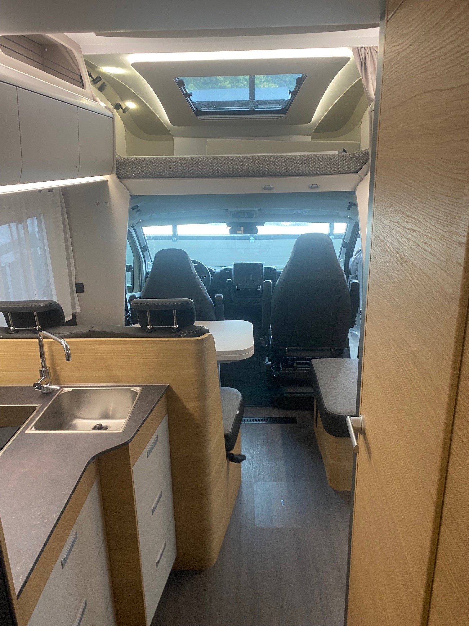 ADRIA CORAL XL 660 SL-image-6