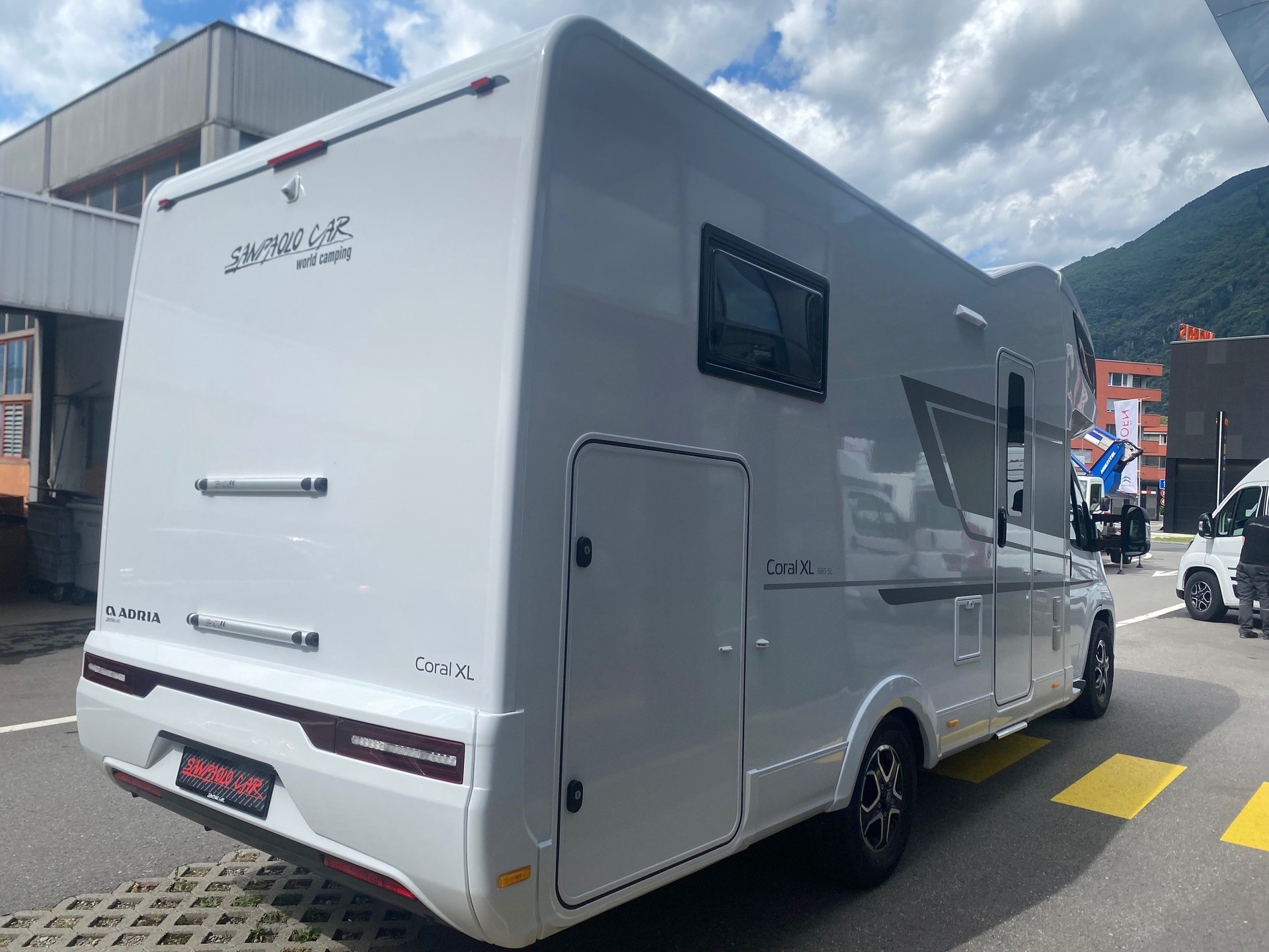 ADRIA CORAL XL 660 SL-image-2