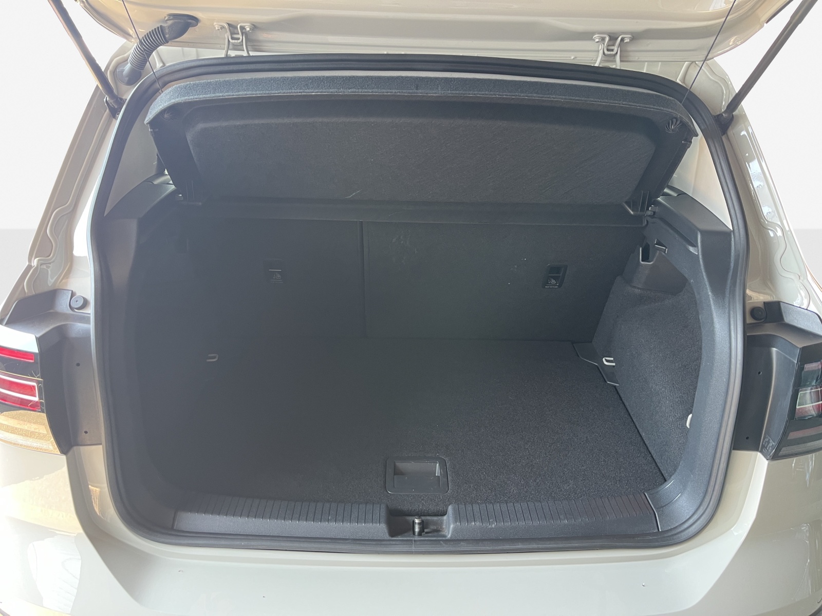 VW T-Cross 1.0 TSI Style DSG-image-12