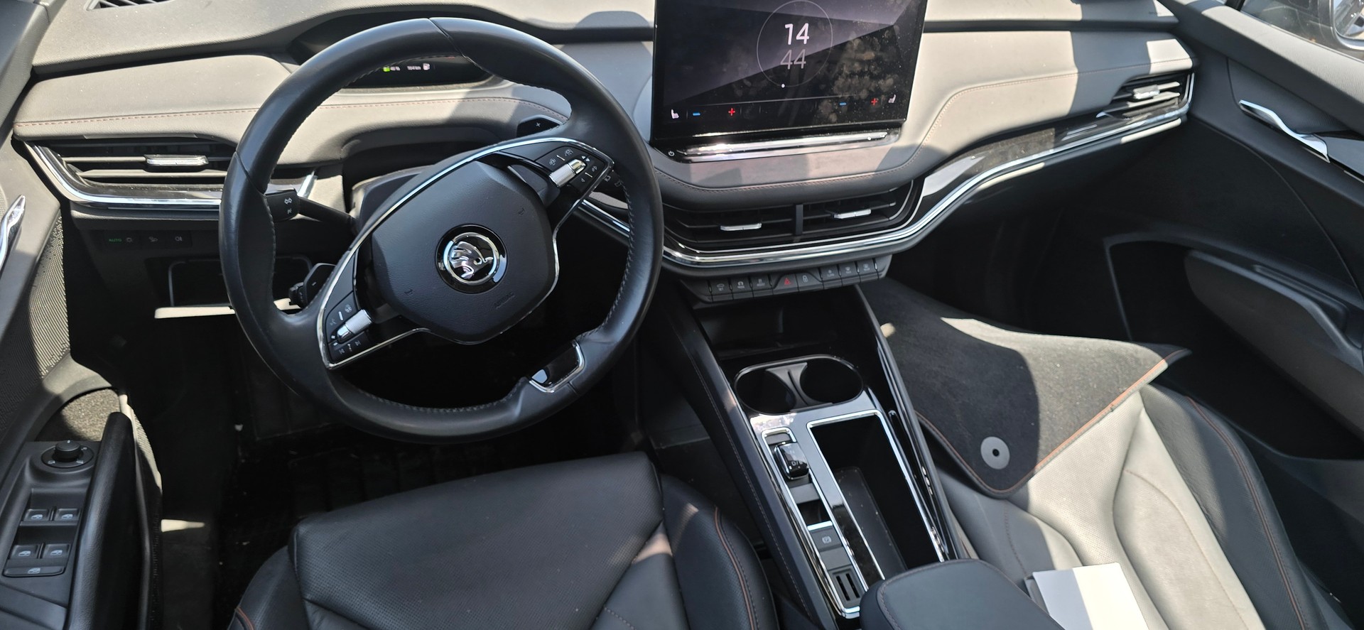 SKODA Enyaq iV 80x SportLine-image-9