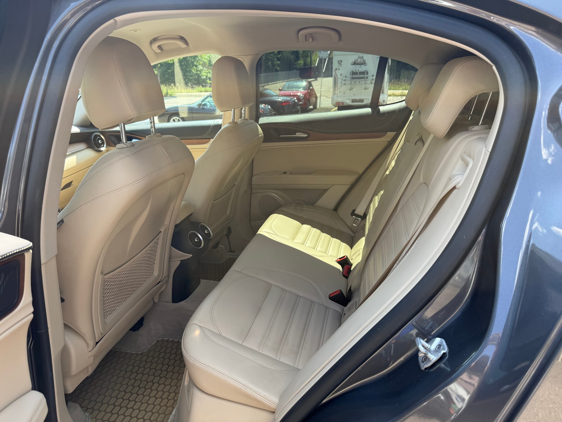 ALFA ROMEO Stelvio 2.0 Super Q4 Automatic-image-7
