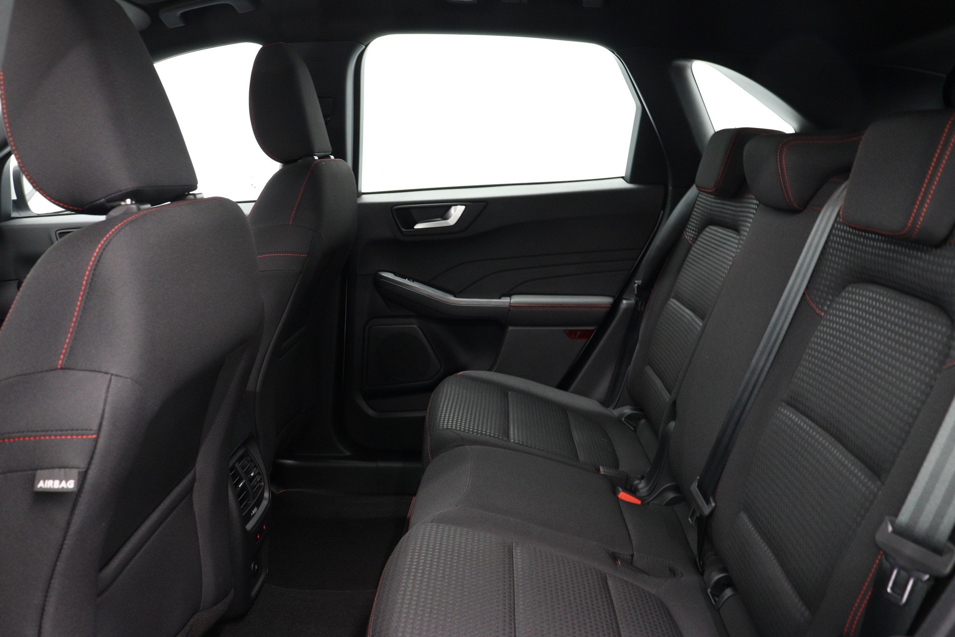 FORD Kuga 2.5 Plug-in Hybrid ST-Line X-image-10