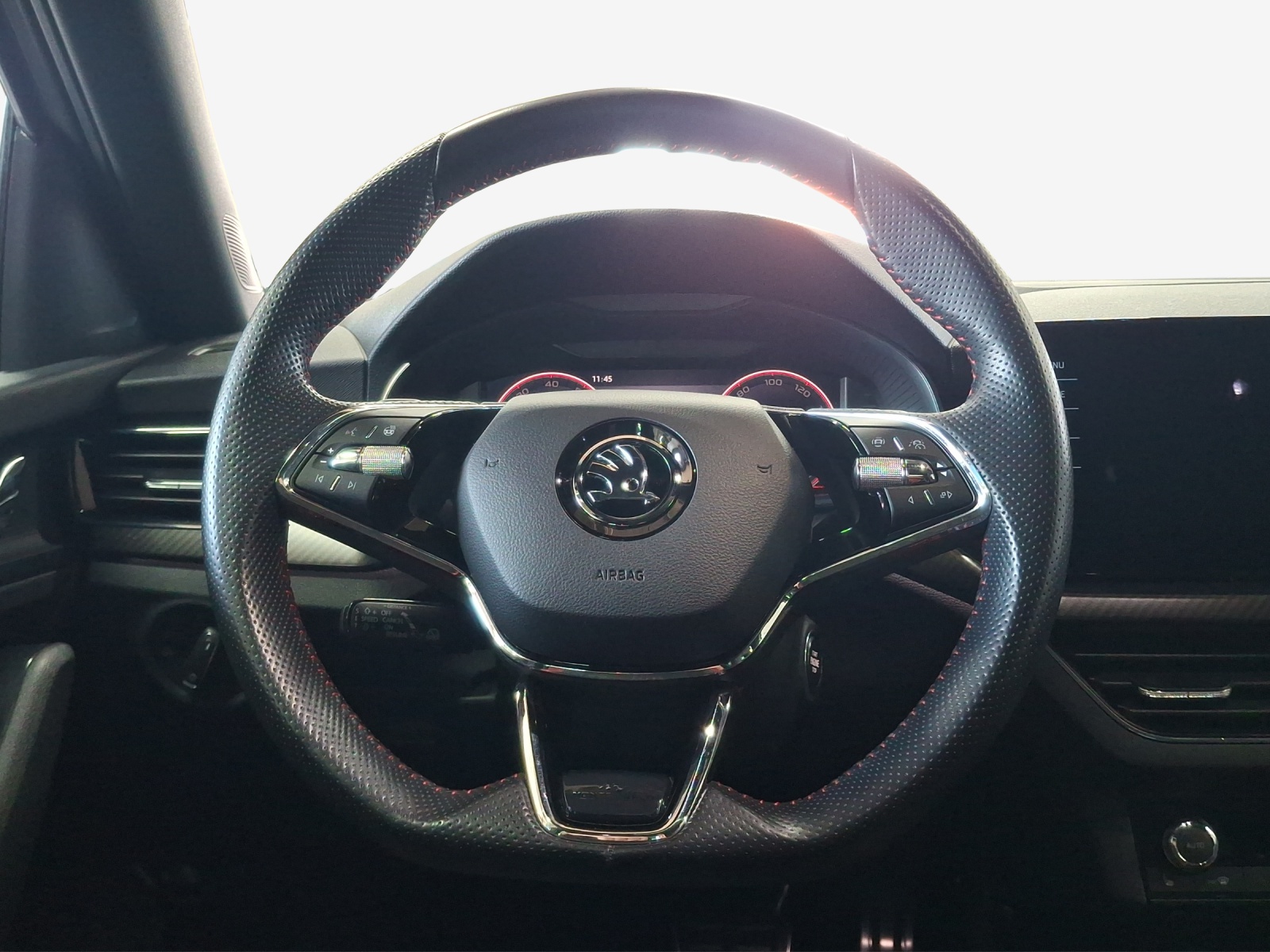 SKODA Kamiq 1.0 TSI Monte Carlo DSG-image-9