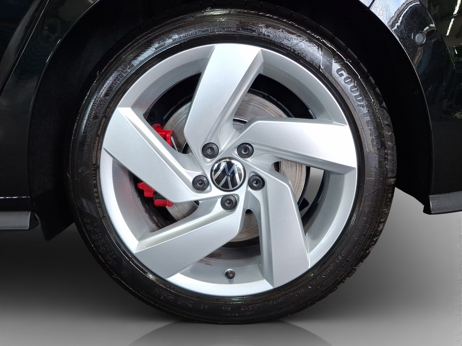 VW Golf 2.0 TSI GTI DSG-image-13