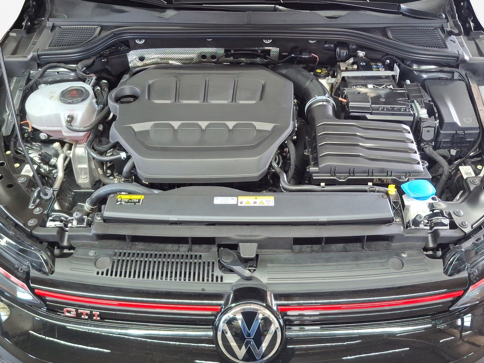 VW Golf 2.0 TSI GTI DSG-image-15