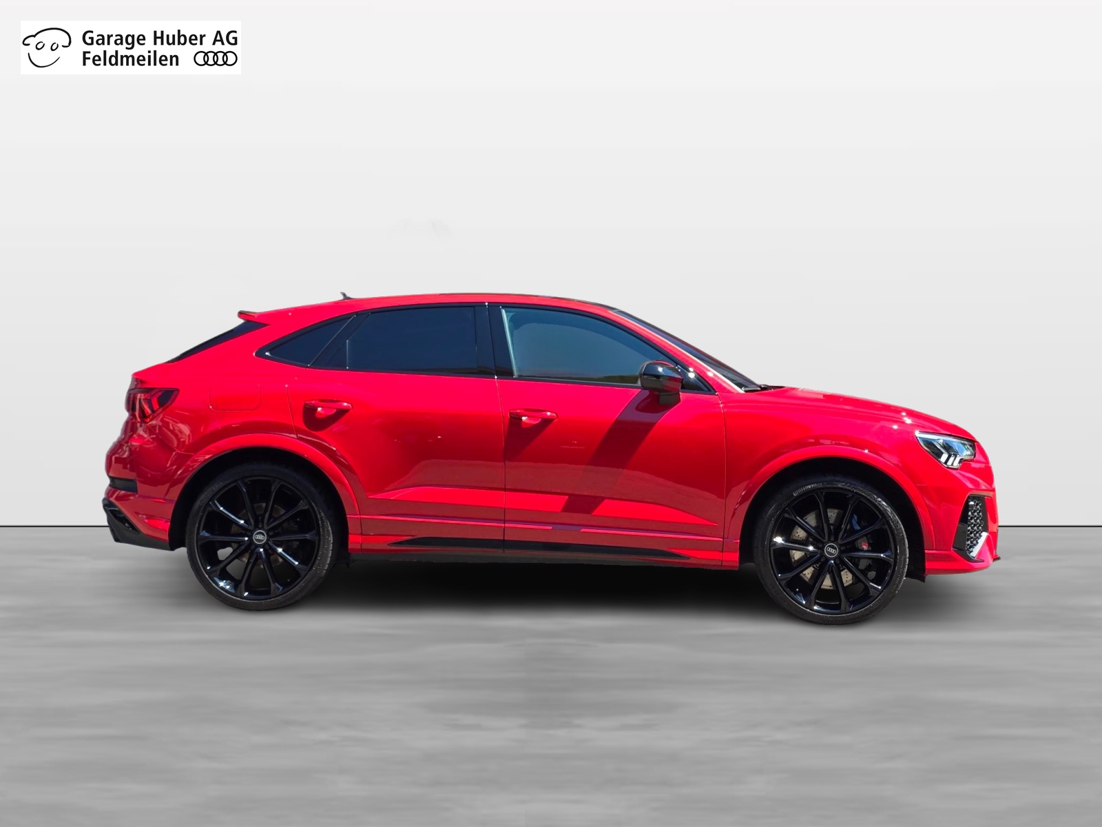 AUDI RS Q3 Sportback quattro S tronic-showroom-element-2
