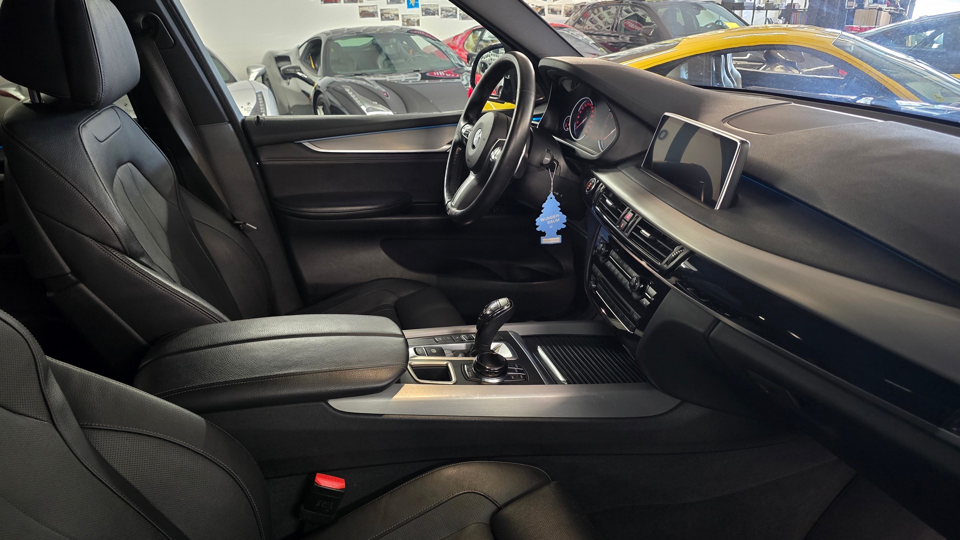 BMW X5 xDrive 40d Pure M Sport Plus Steptronic-image-18