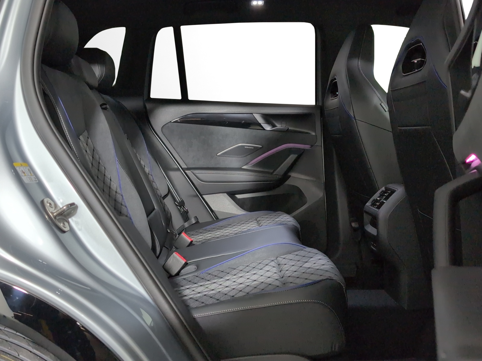 VW Tiguan 2.0 TSI DSG R-Line 4Motion-image-8