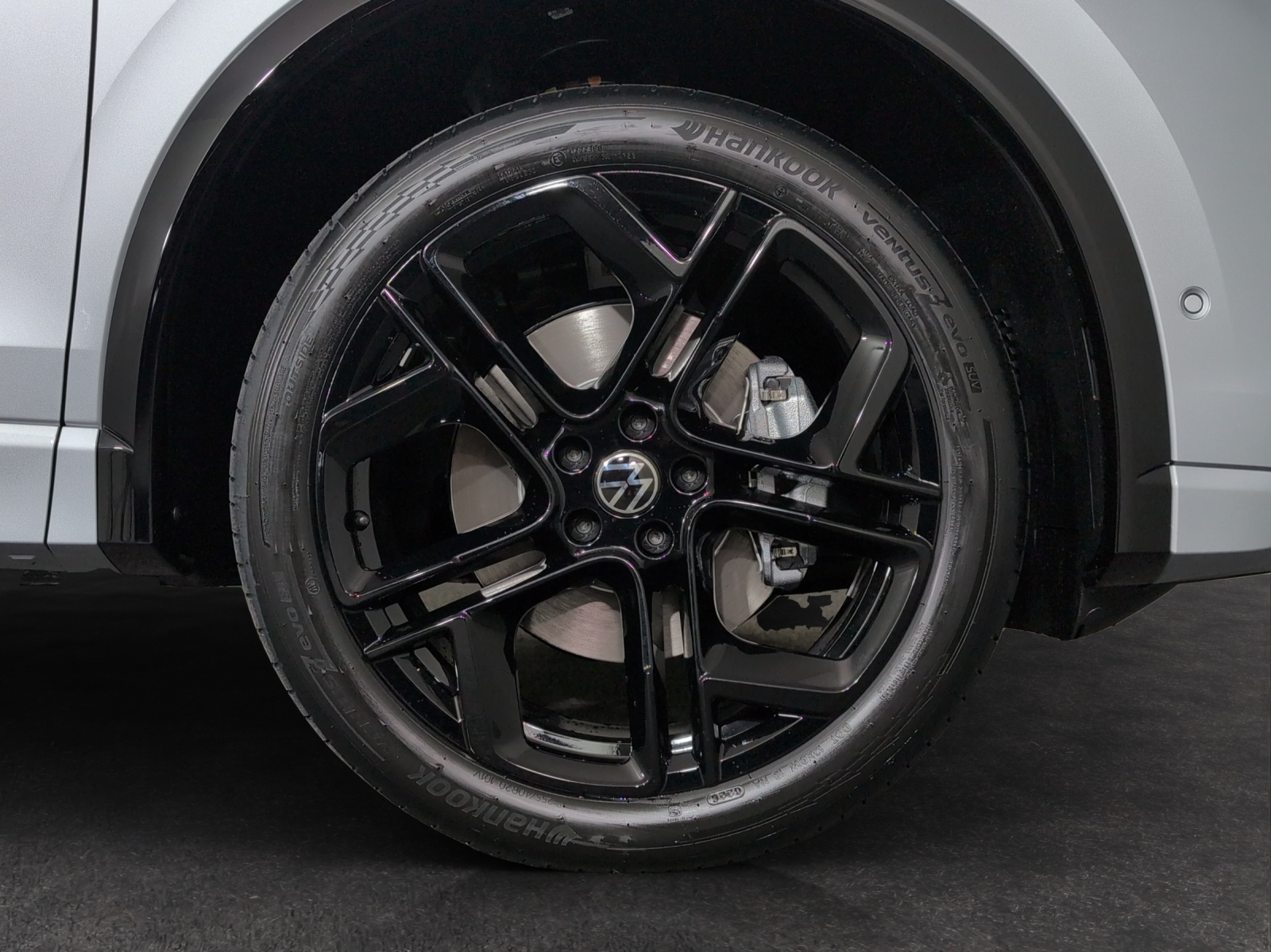 VW Tiguan 2.0 TSI DSG R-Line 4Motion-image-4
