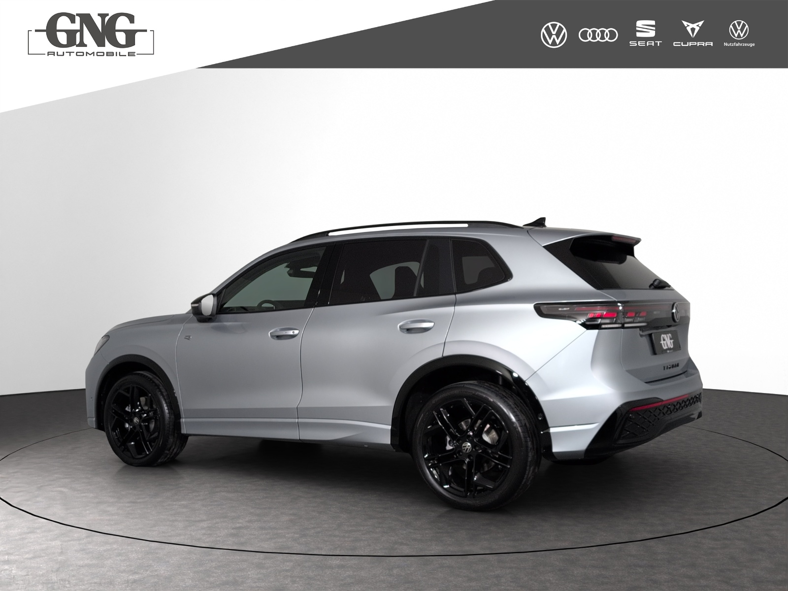 VW Tiguan 2.0 TSI DSG R-Line 4Motion-image-1