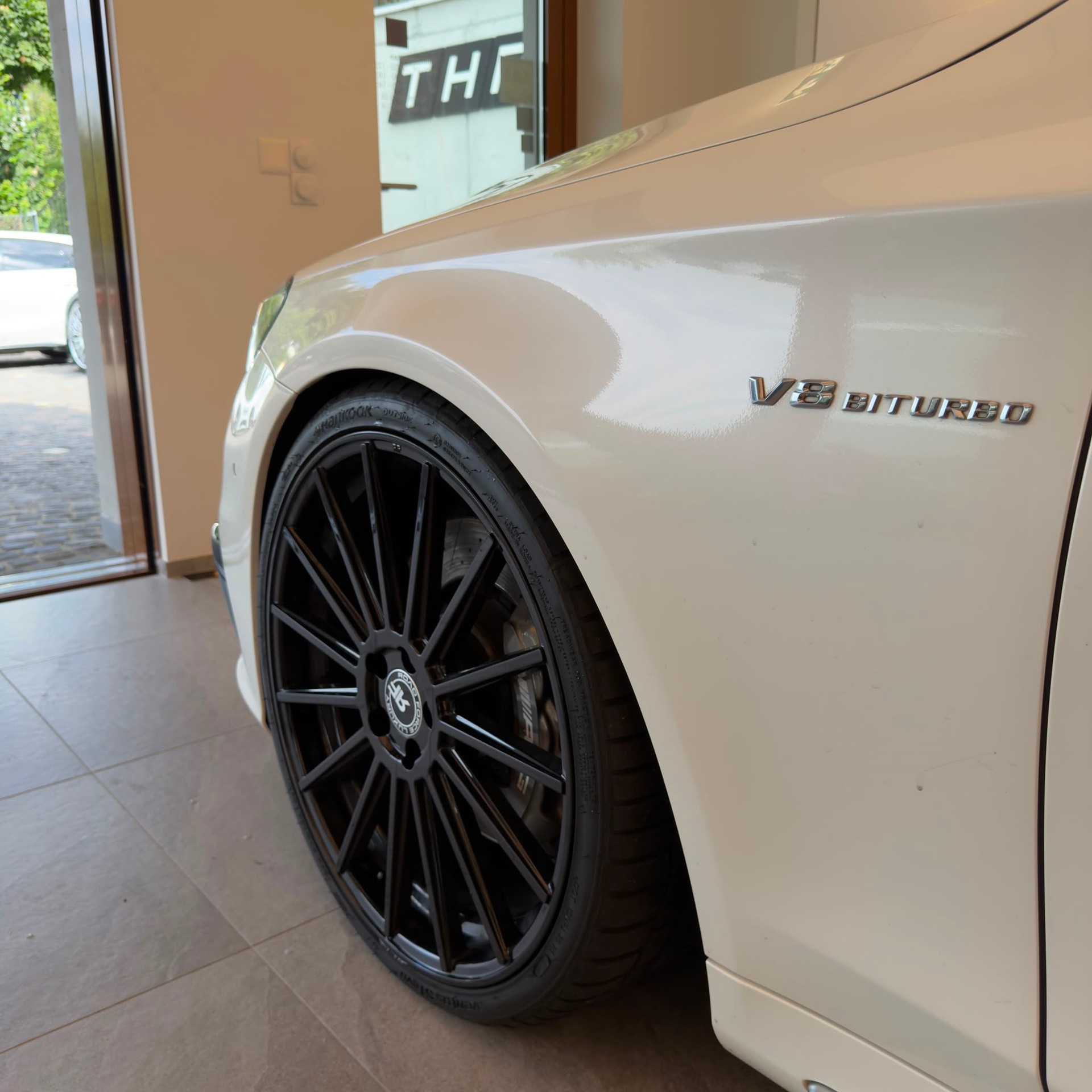 MERCEDES-BENZ S 63 AMG L 4Matic Speedshift MCT-showroom-element-3