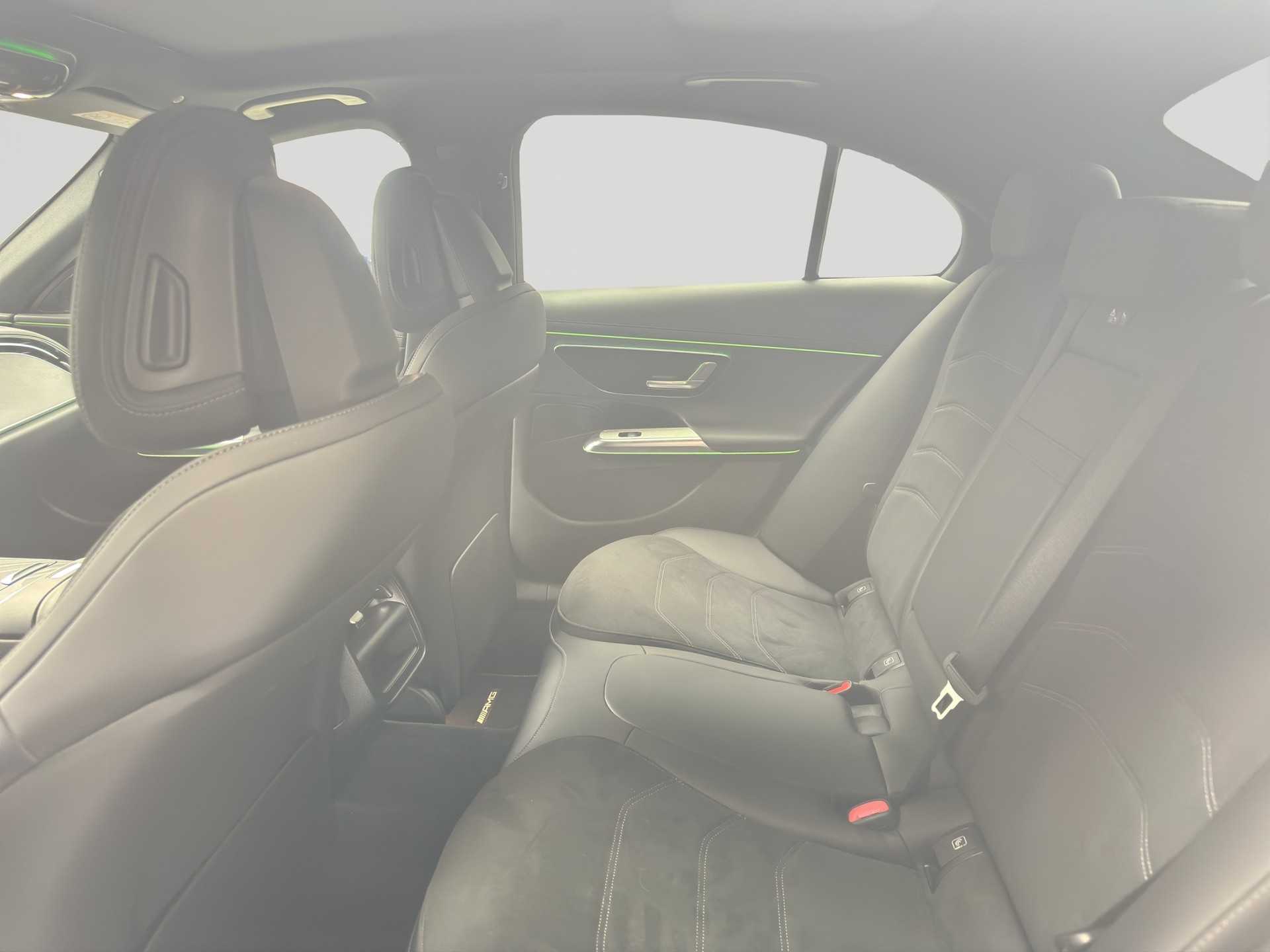 MERCEDES-BENZ E 220 d AMG Line Night 9G-Tronic-image-8