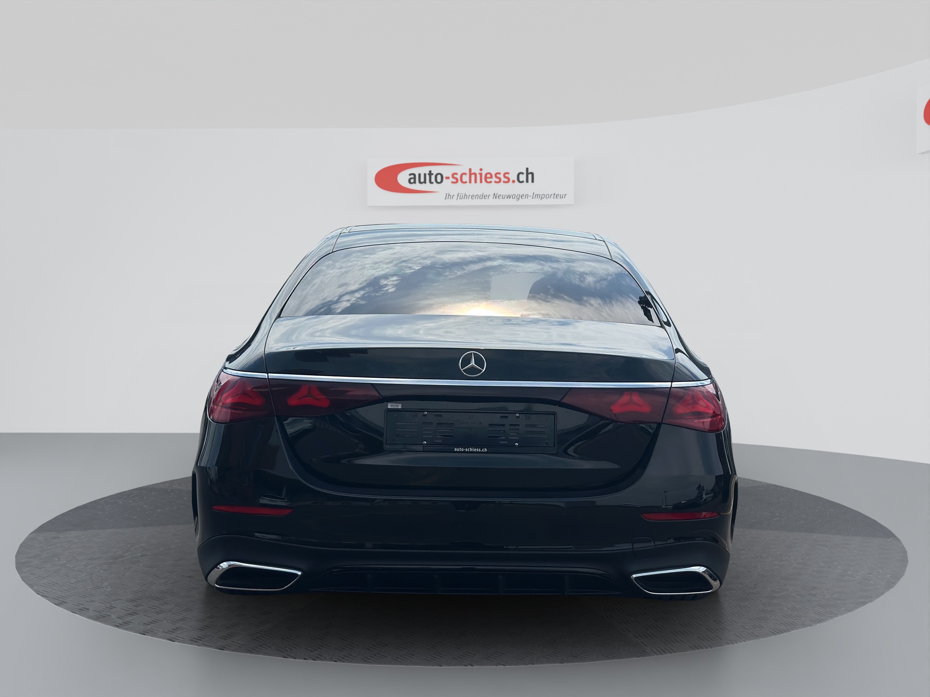 MERCEDES-BENZ E 220 d AMG Night 9G-Tronic-image-3