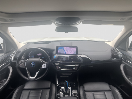 BMW iX3 Impressive-image-10
