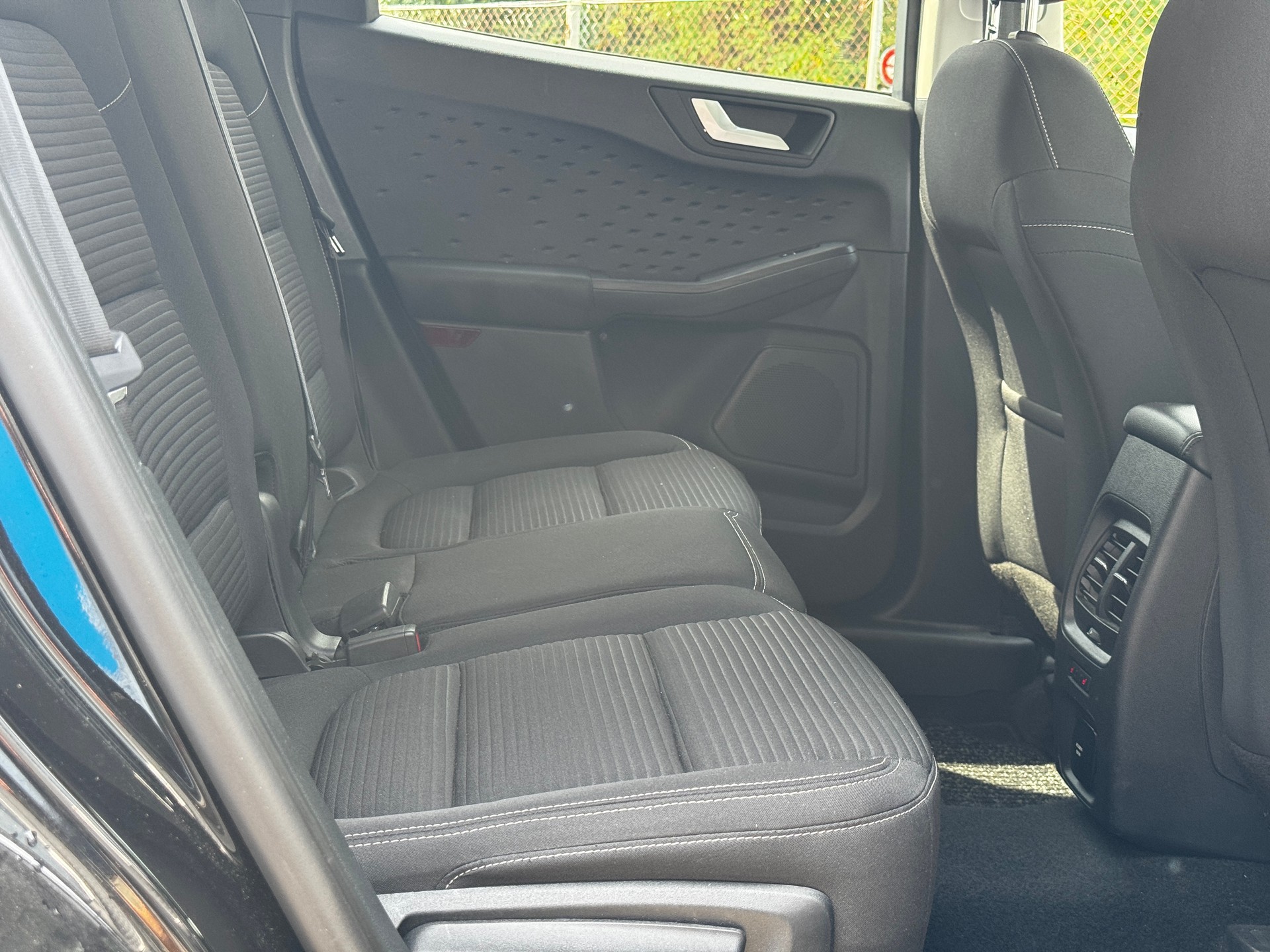 FORD Kuga 2.0 EcoBlue Hybrid Titanium 2WD-image-7