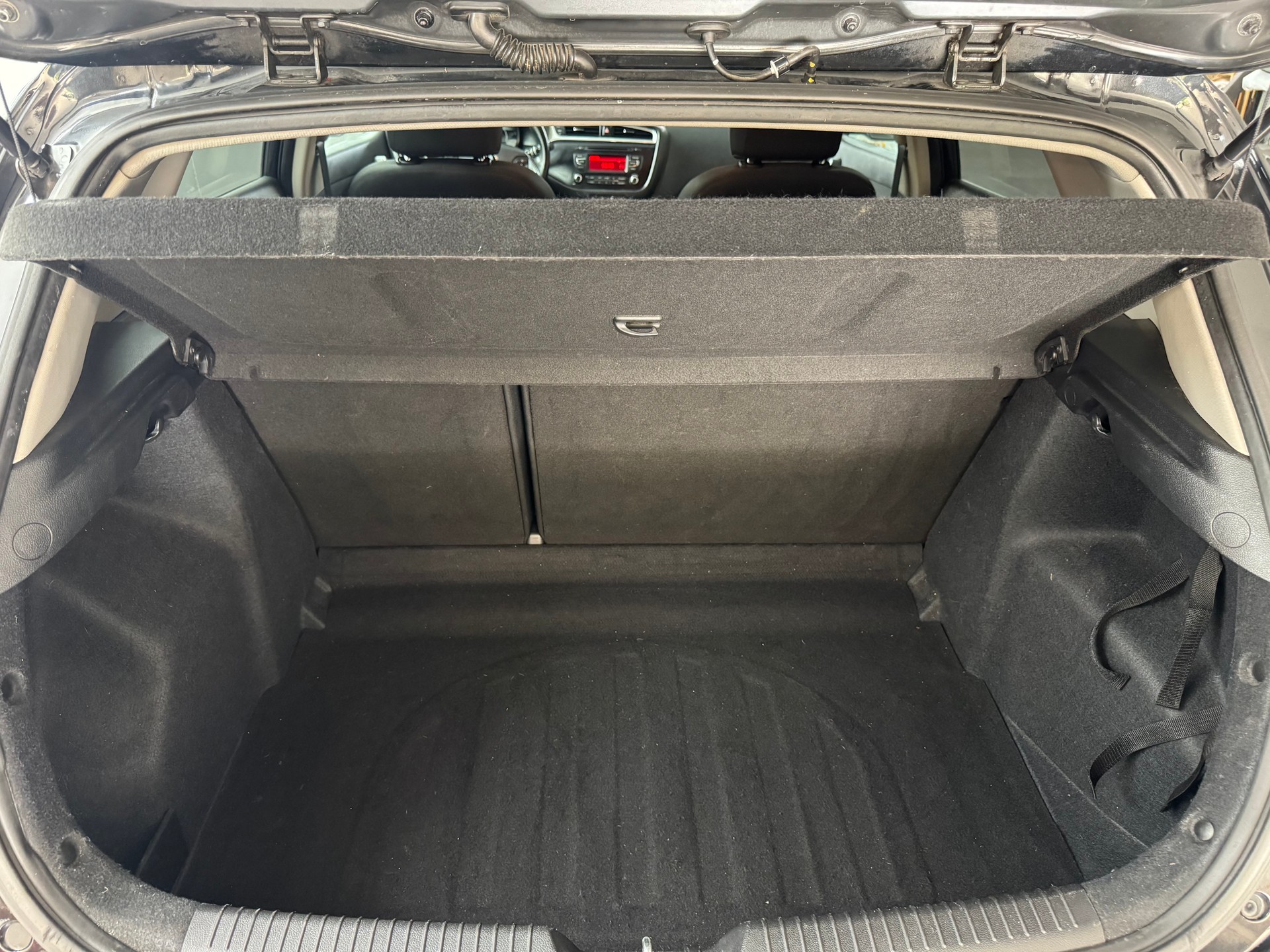 KIA Cee'd 1.4 CVVT Classic-image-11