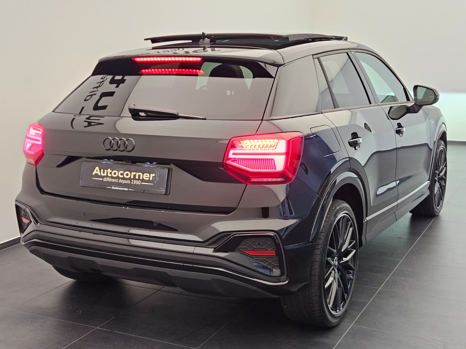 AUDI Q2 35 TFSI S line S-tronic-image-6