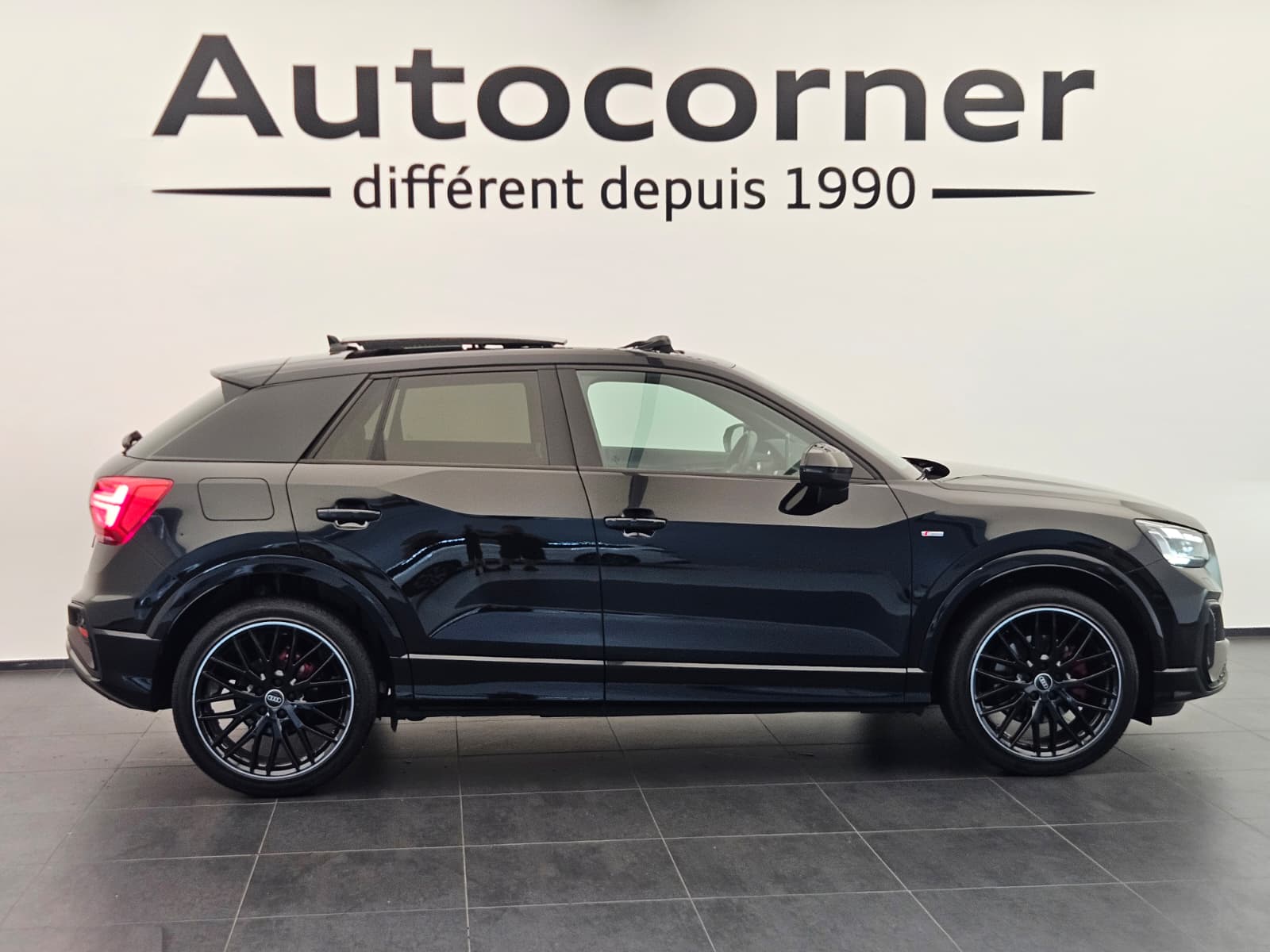 AUDI Q2 35 TFSI S line S-tronic-image-5