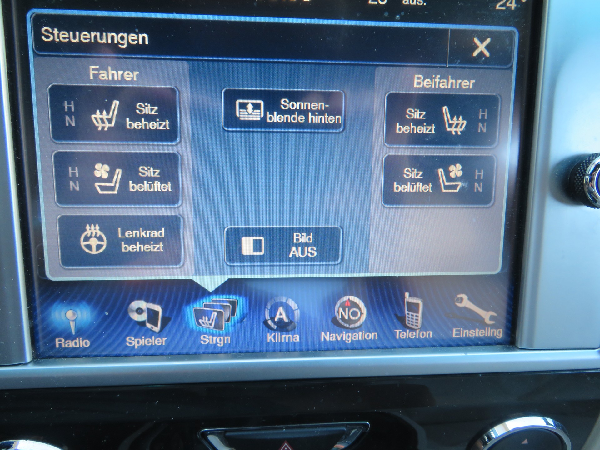 MASERATI Quattroporte 3.8 V8 DI Biturbo GTS Automatica-image-8