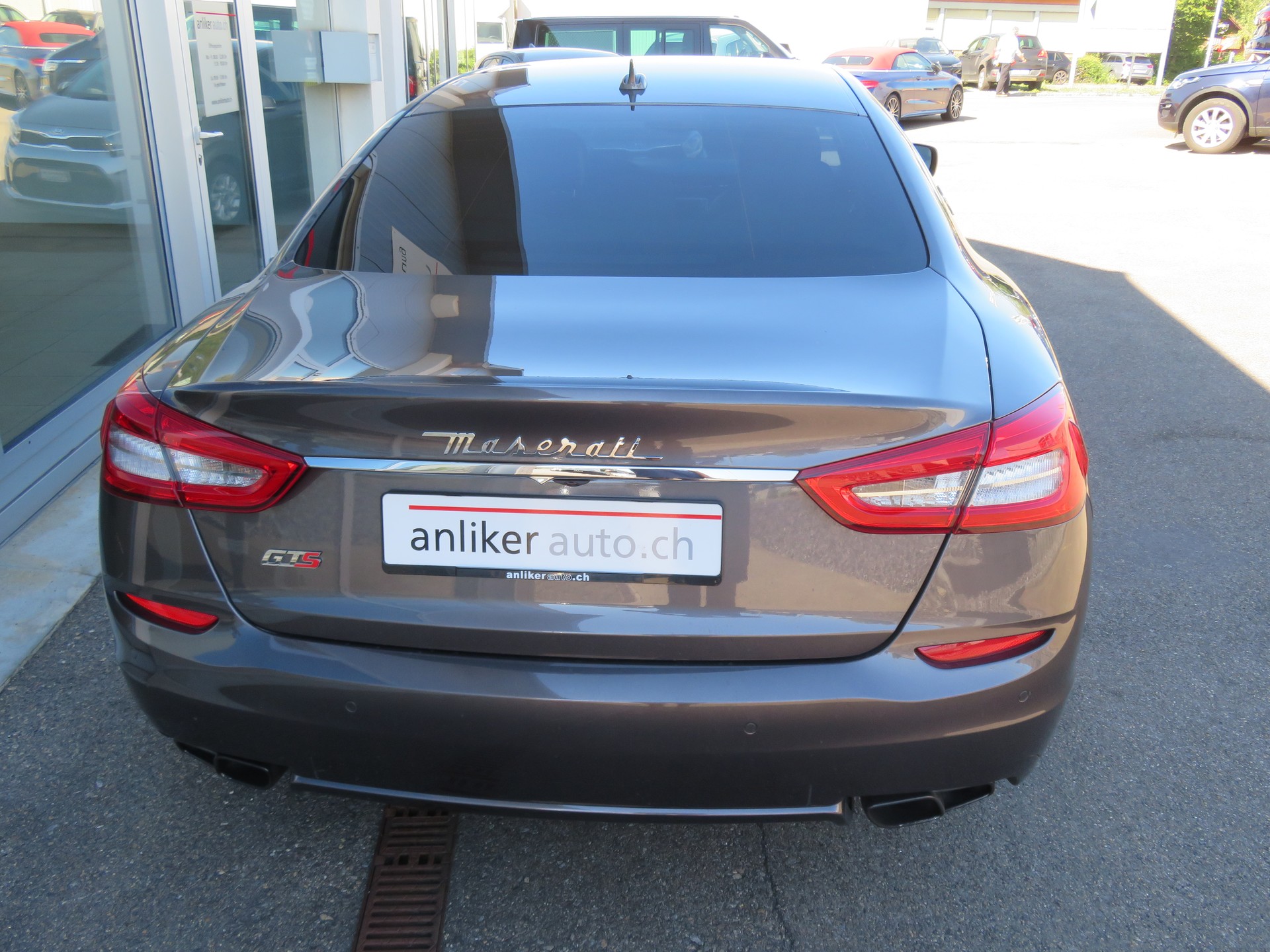 MASERATI Quattroporte 3.8 V8 DI Biturbo GTS Automatica-image-2
