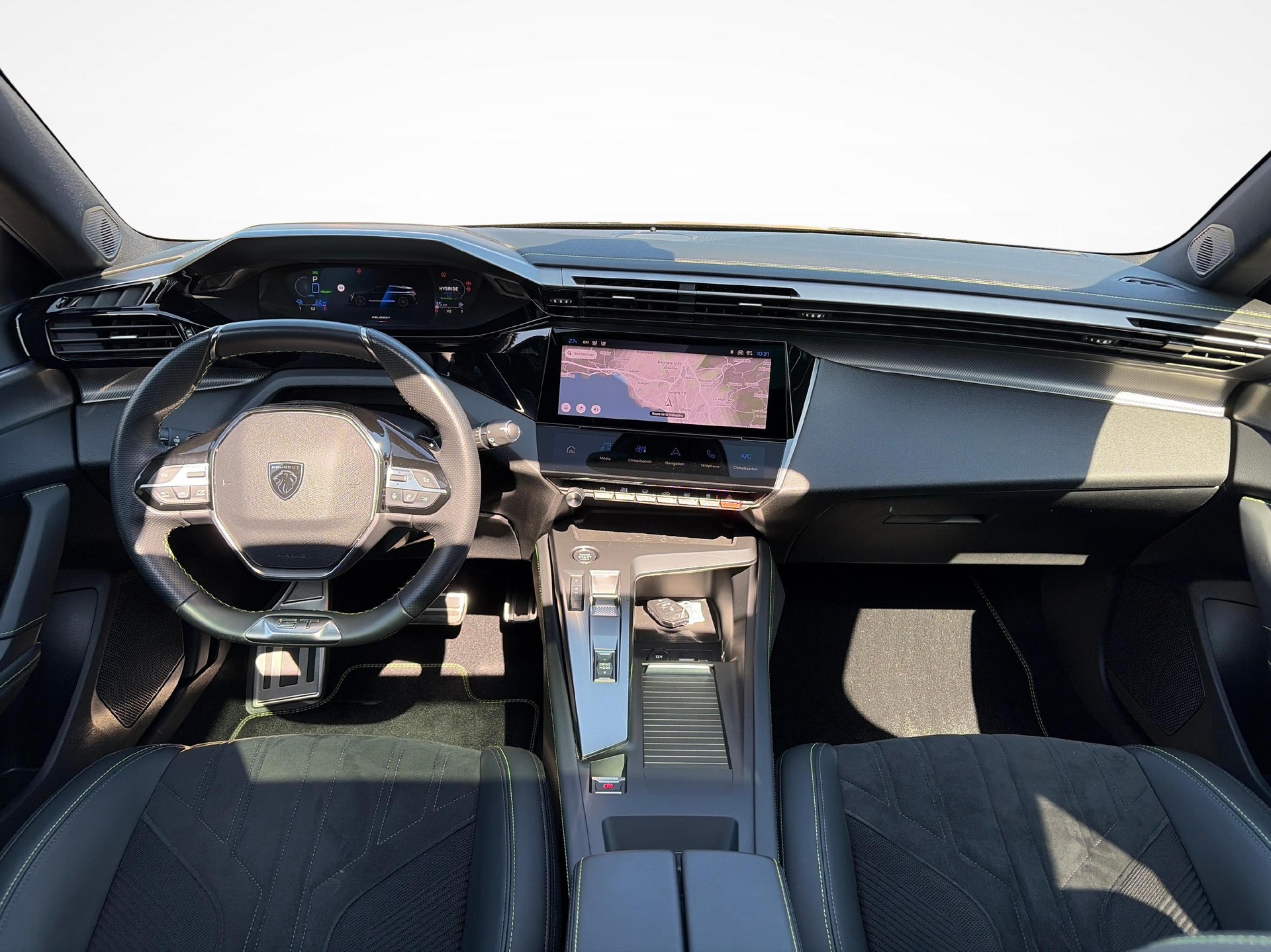 PEUGEOT 308 SW 1.2 Hybrid GT-image-14