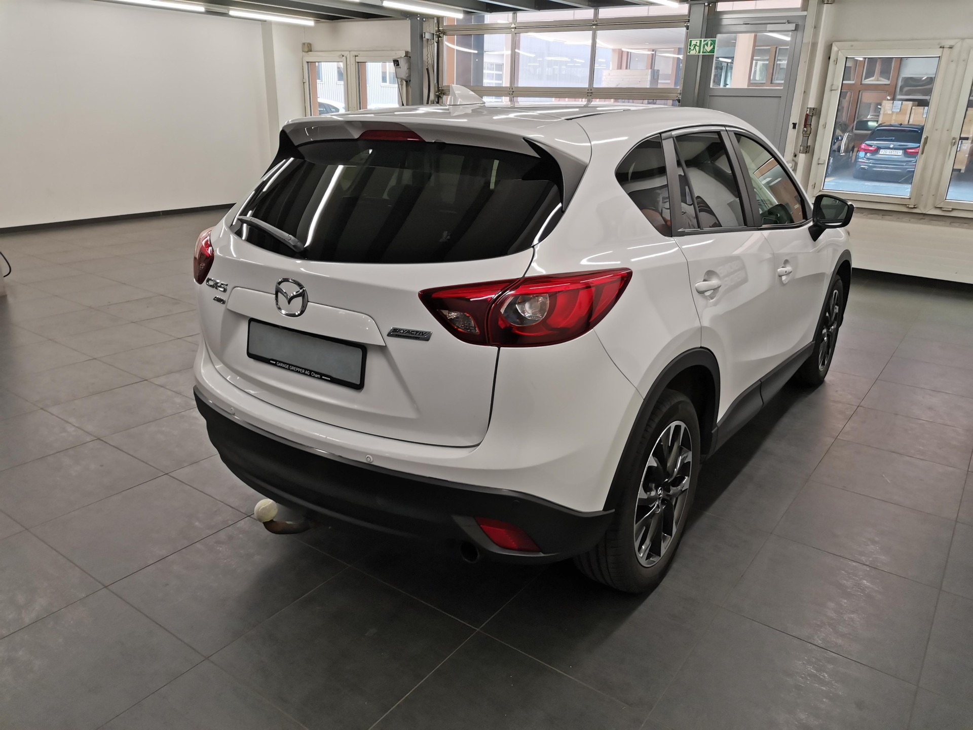 MAZDA CX-5 2.0 Revolution AWD-image-4