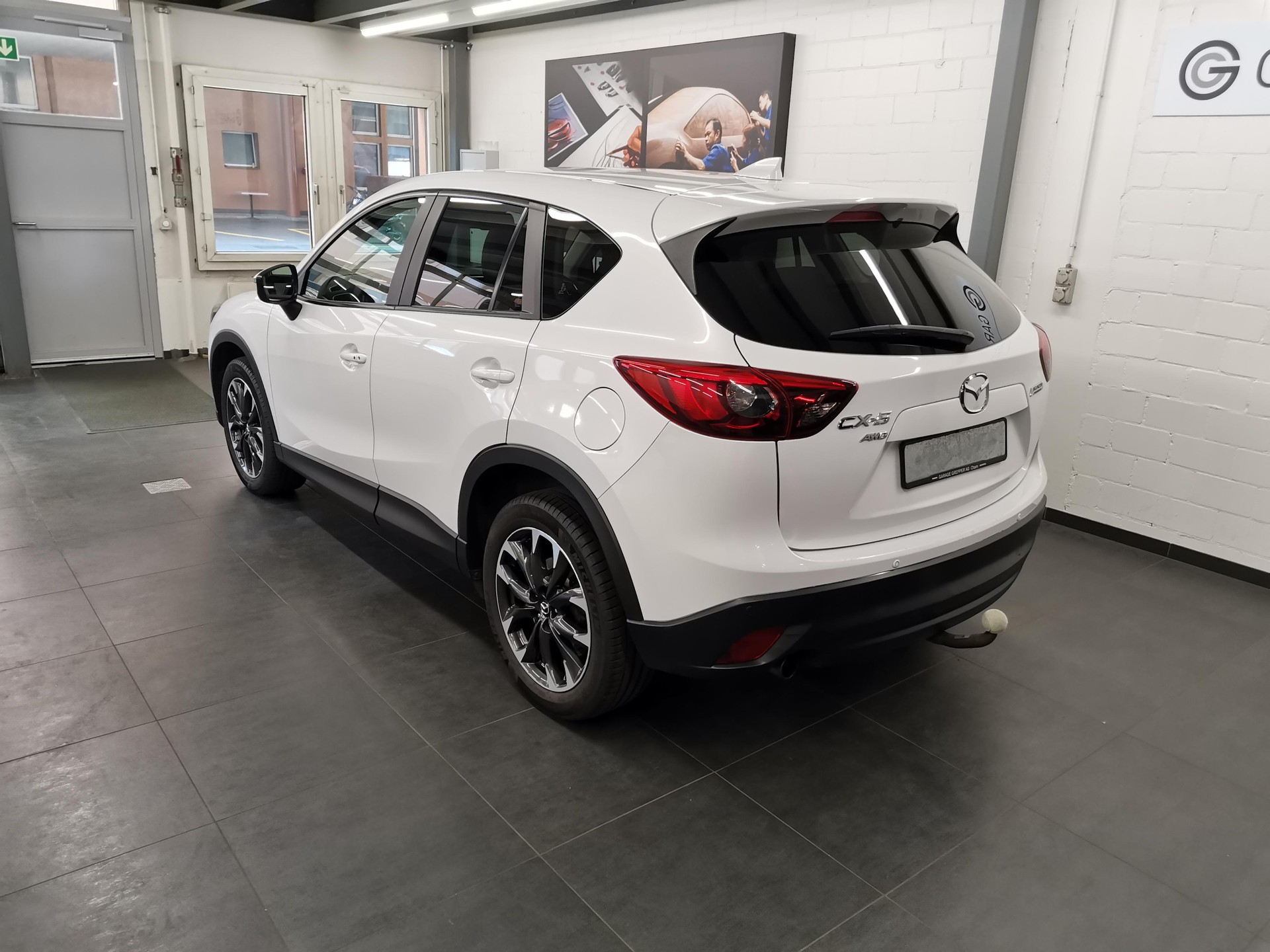 MAZDA CX-5 2.0 Revolution AWD-image-3