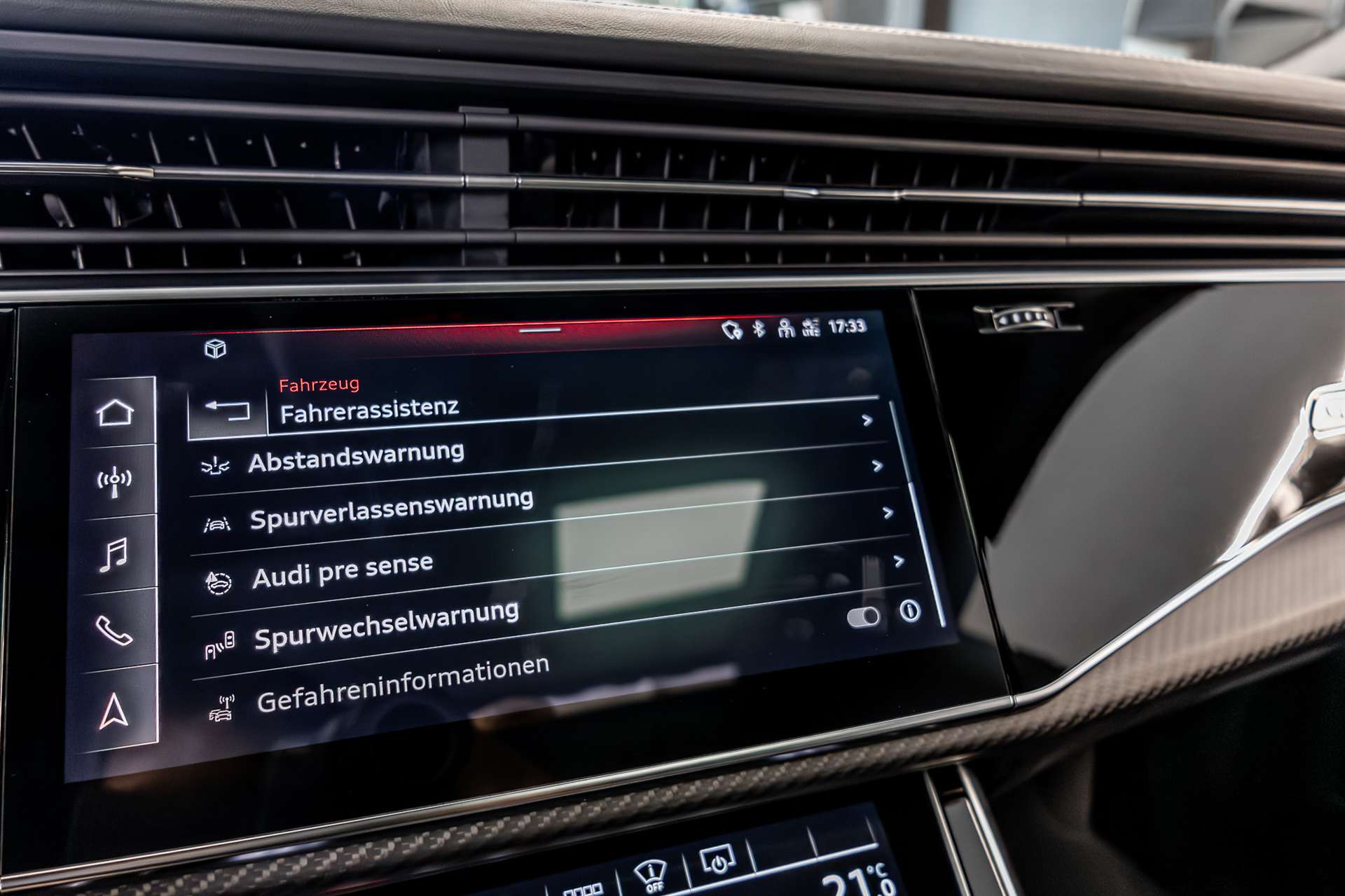 AUDI RSQ8 quattro tiptronic-image-18