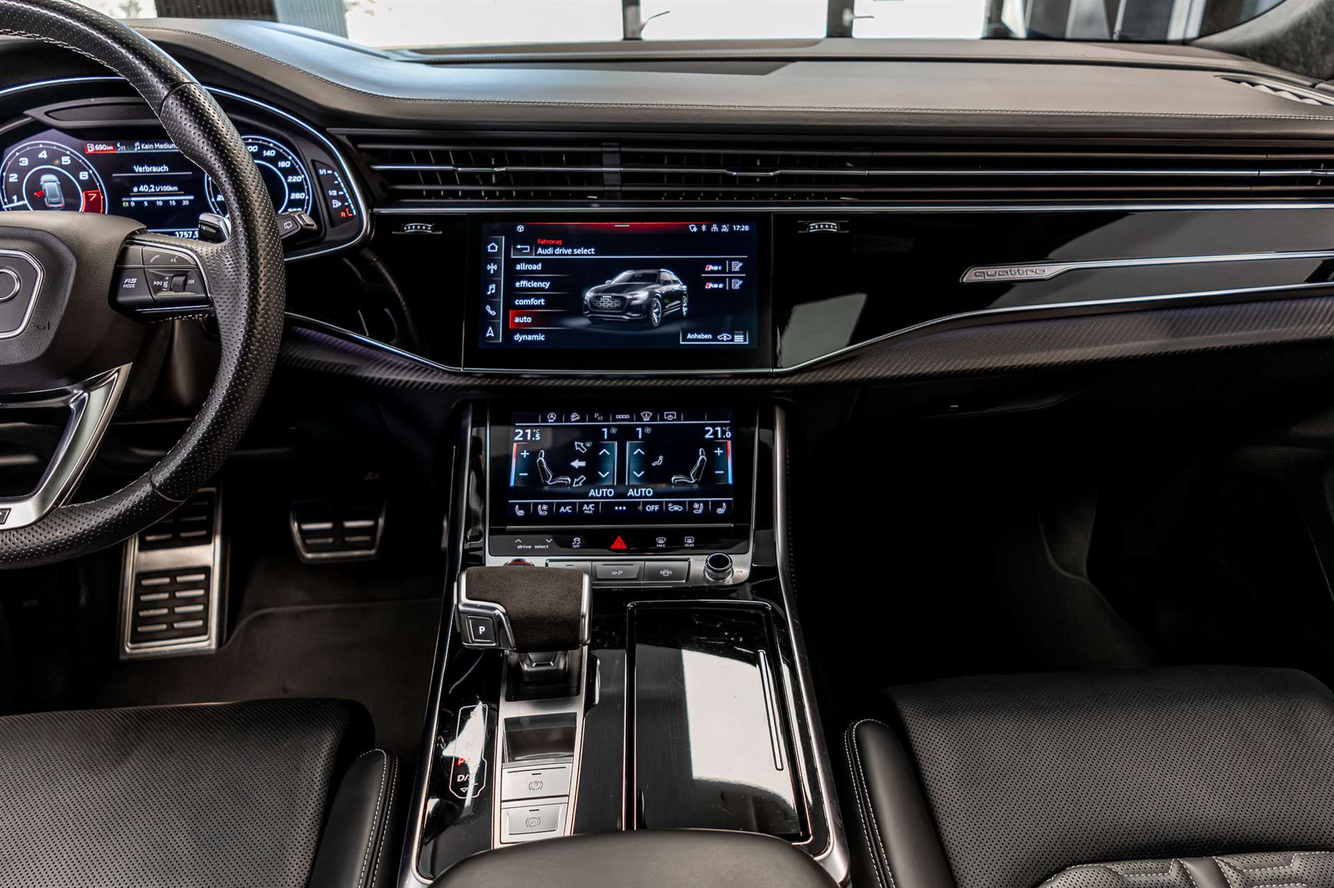 AUDI RSQ8 quattro tiptronic-image-7