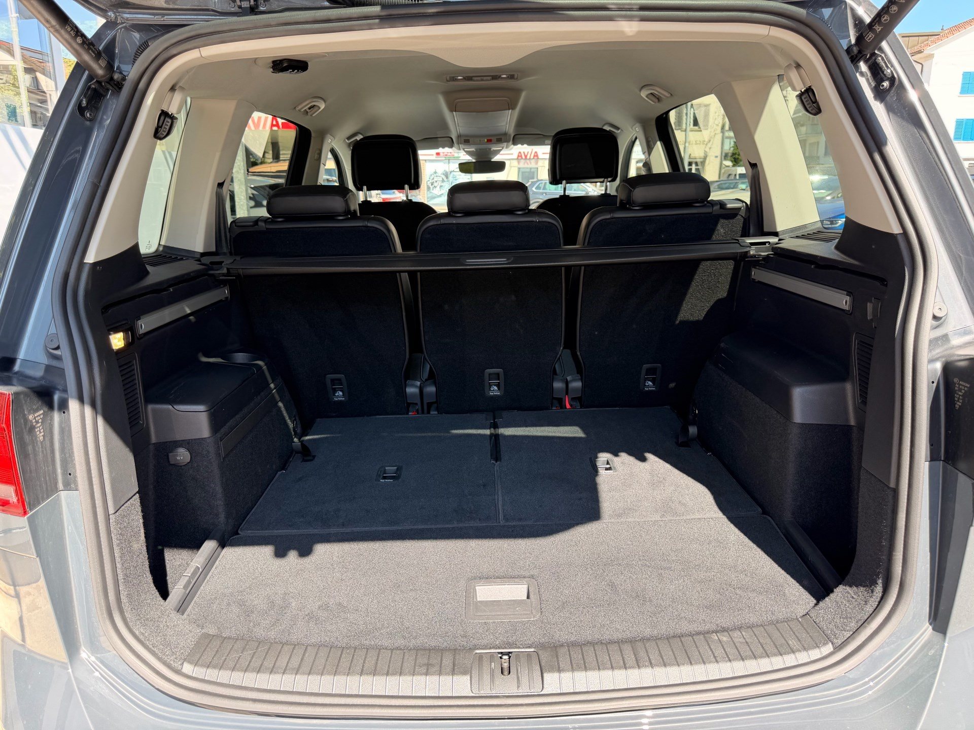 VW Touran 1.5 TSI 150PS GOAL *** FAMILIENAUTO & 7-SITZER ***-image-28