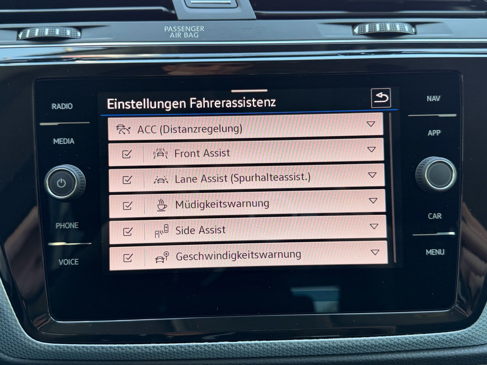 VW Touran 1.5 TSI 150PS GOAL *** FAMILIENAUTO & 7-SITZER ***-image-16