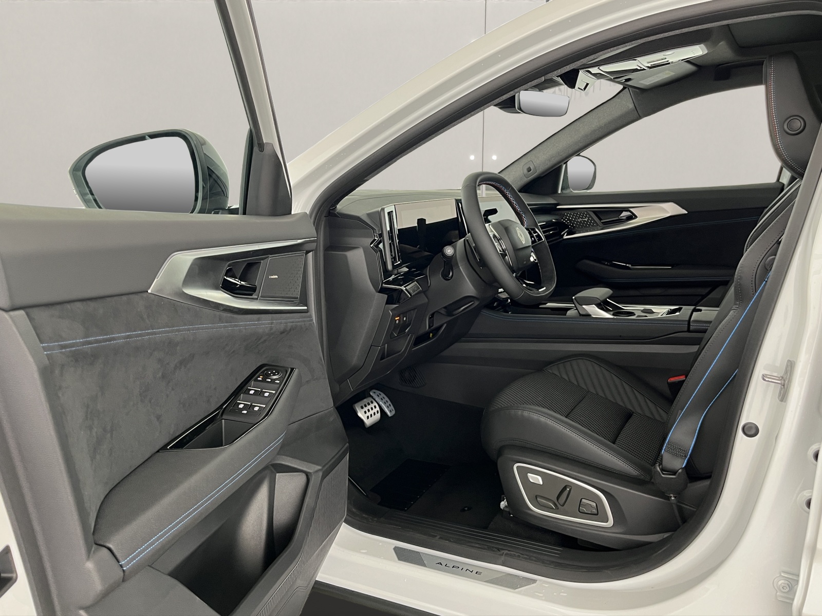 RENAULT Austral 1.2 E-Tech esprit Alpine-image-6