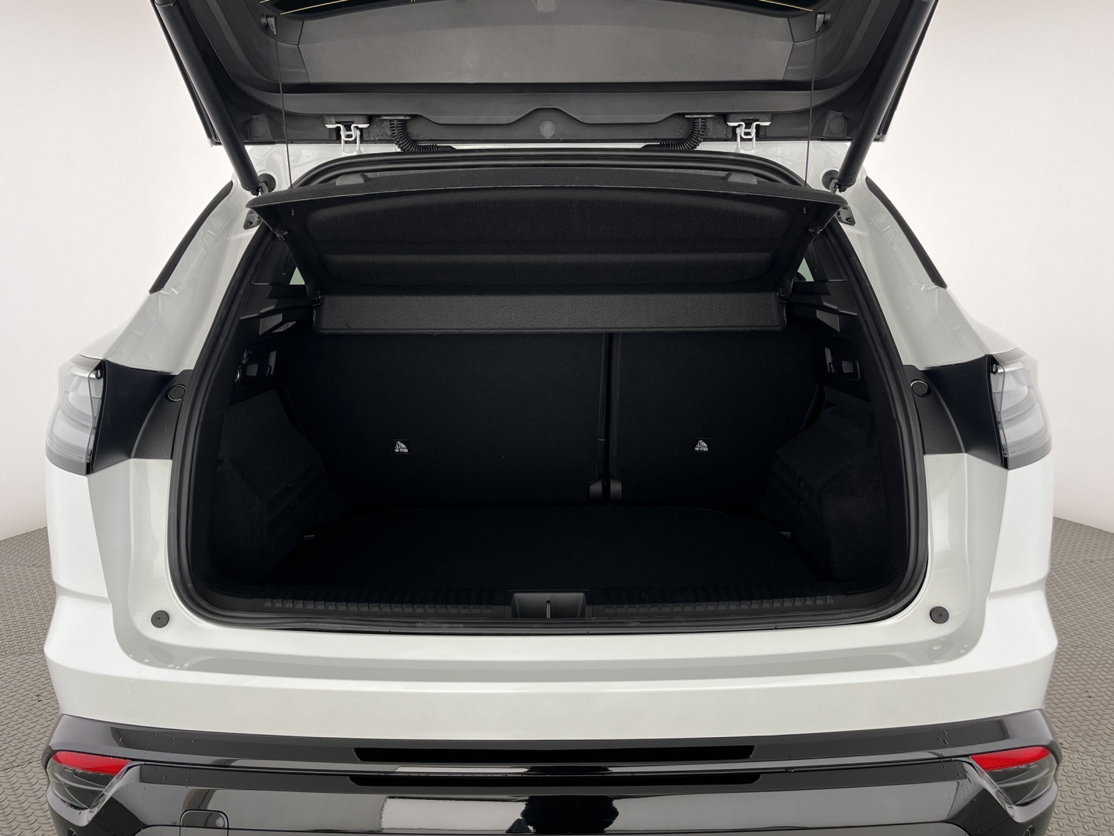 RENAULT Austral 1.2 E-Tech esprit Alpine-image-17