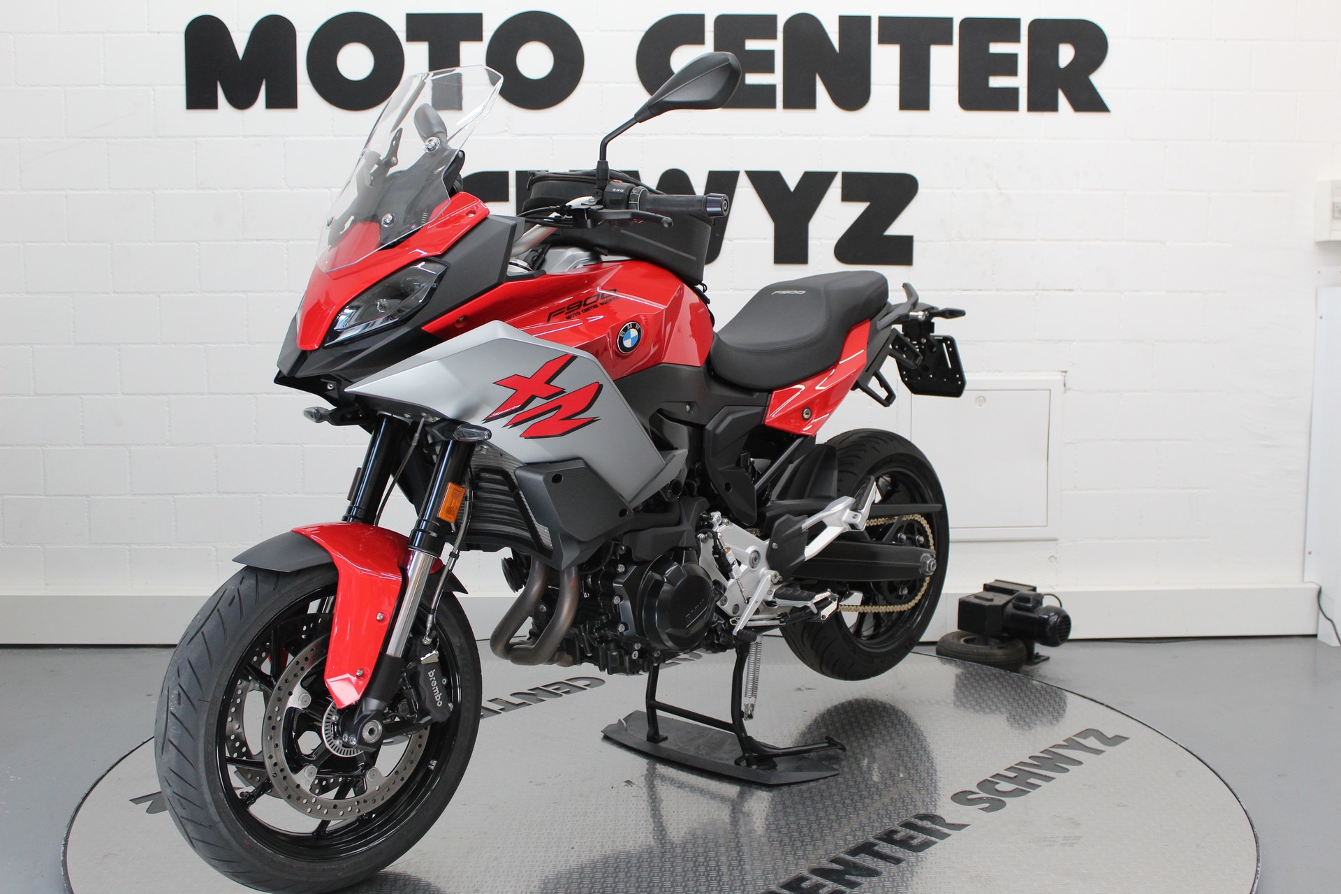 BMW F 900 XR A2 ABS-showroom-element-2