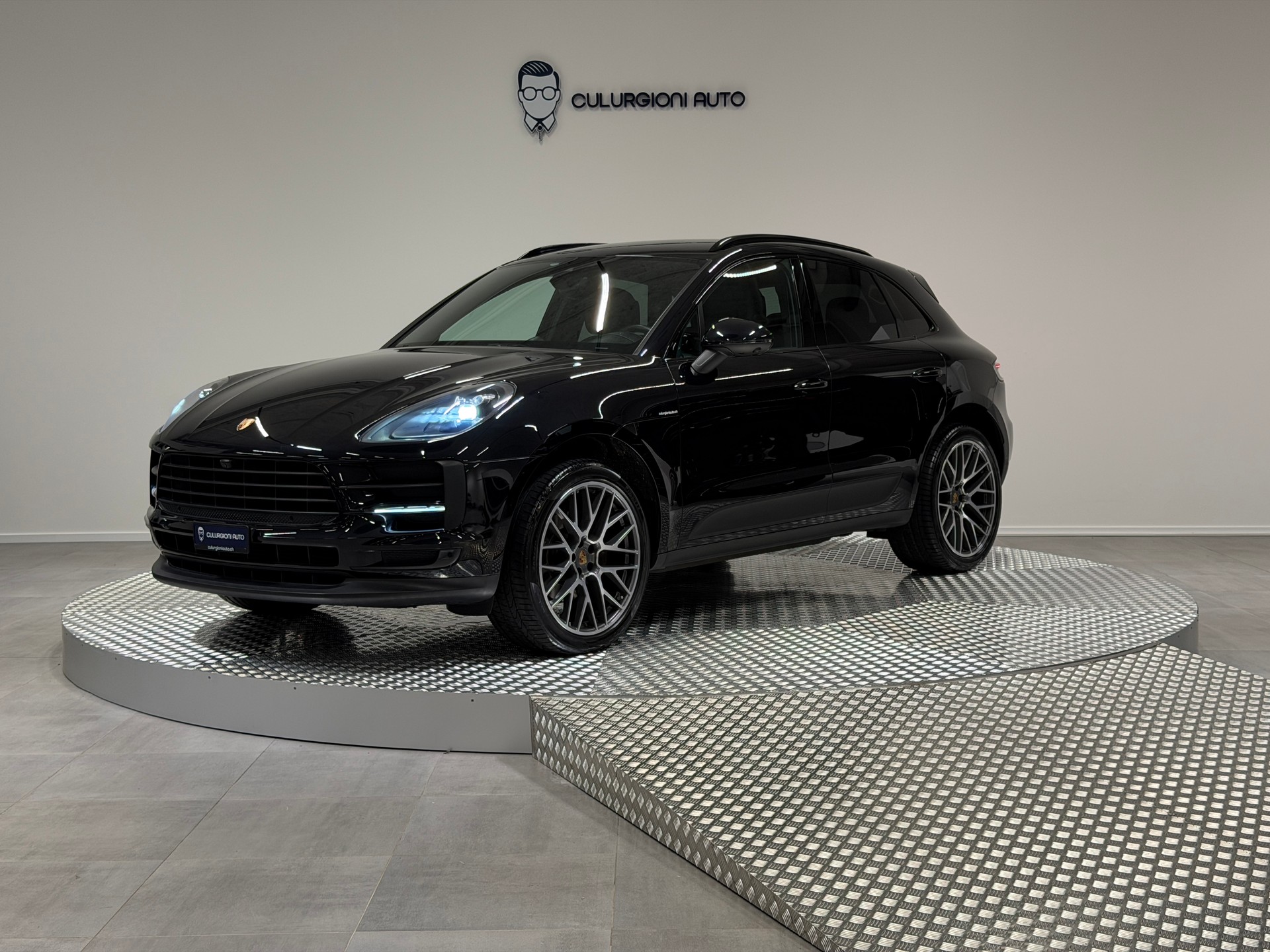 PORSCHE Macan PDK-image-0