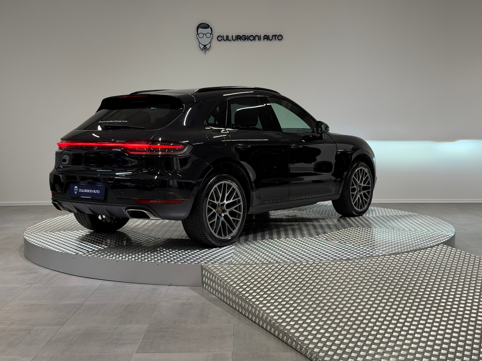 PORSCHE Macan PDK-image-4