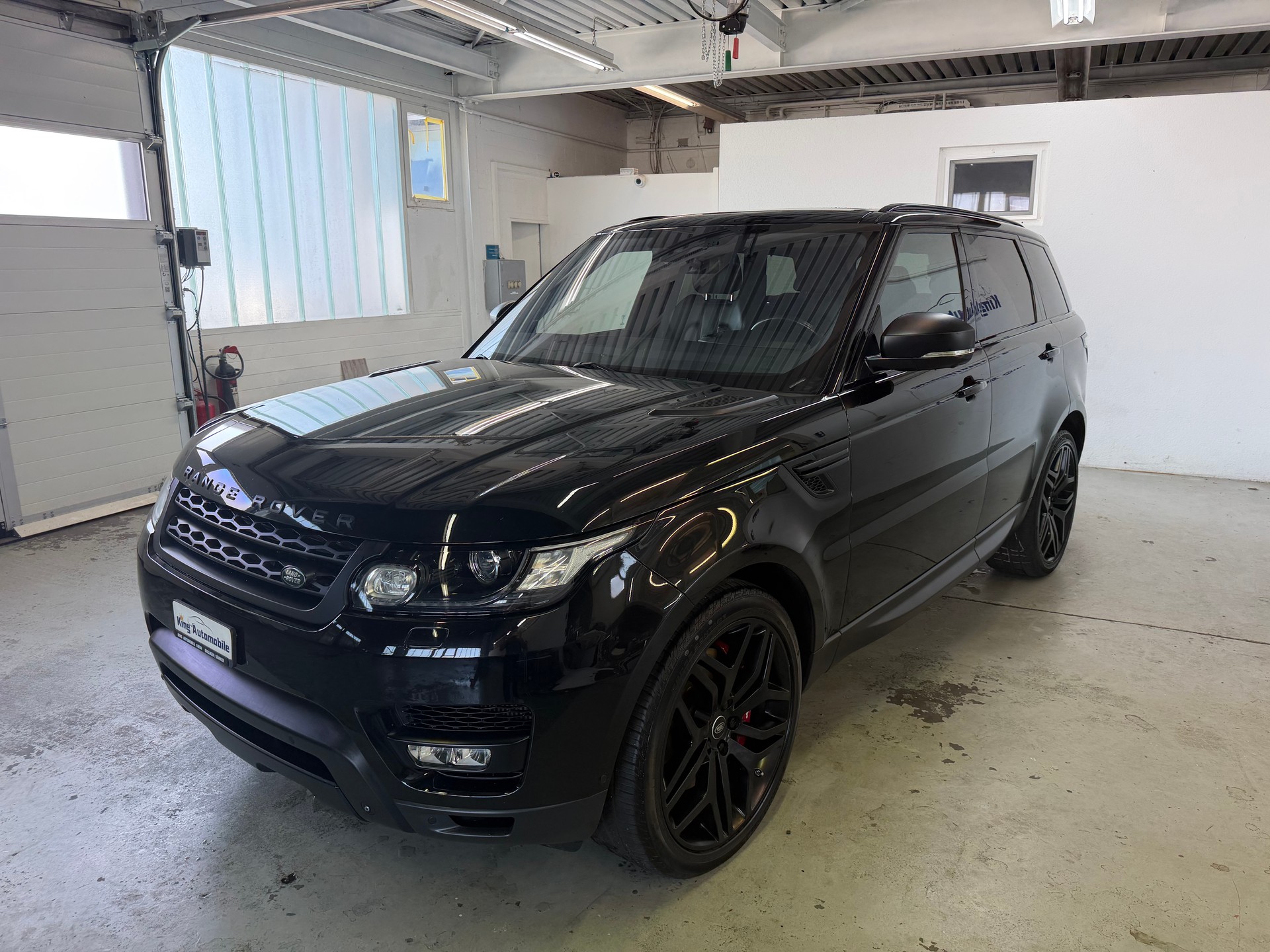 LAND ROVER Range Rover Sport 4.4 SDV8 HSE Dynamic Automatic-image-1