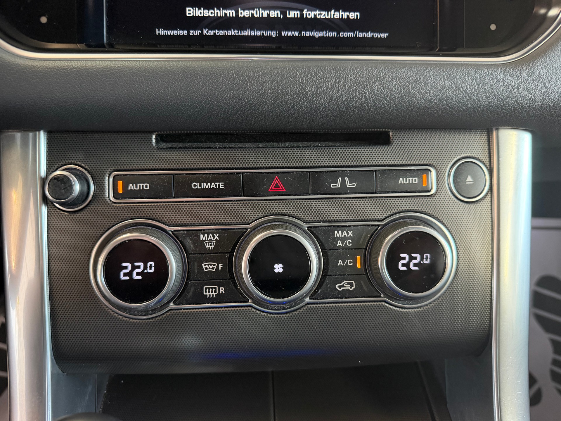 LAND ROVER Range Rover Sport 4.4 SDV8 HSE Dynamic Automatic-image-17