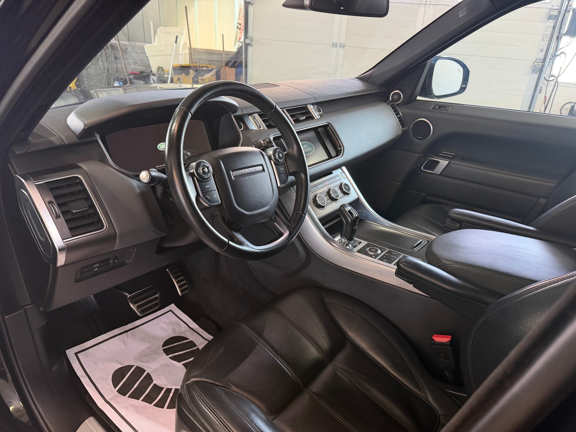 LAND ROVER Range Rover Sport 4.4 SDV8 HSE Dynamic Automatic-image-7