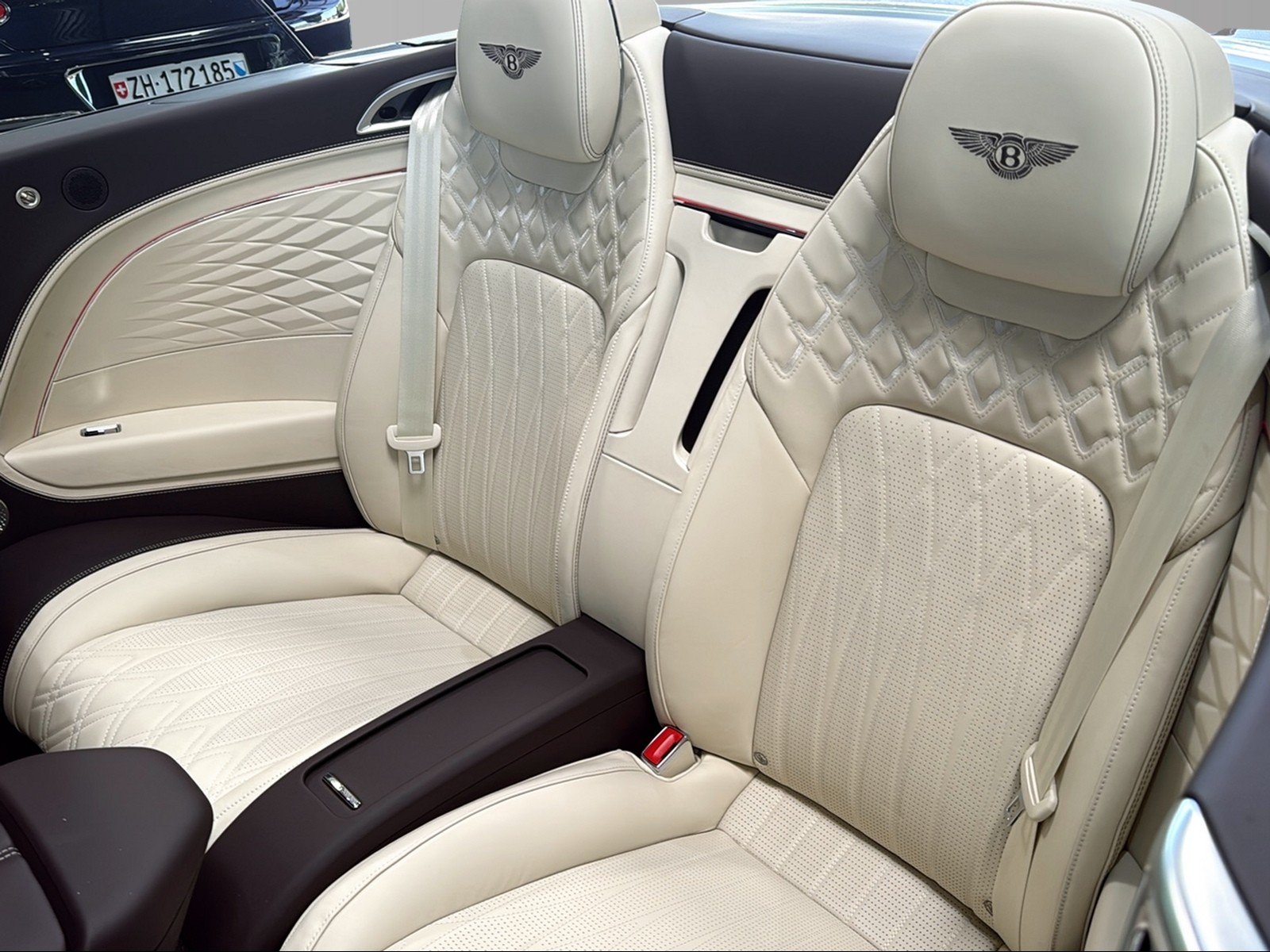 BENTLEY Continental GTC 4.0 V8 Hybrid Azure-image-6