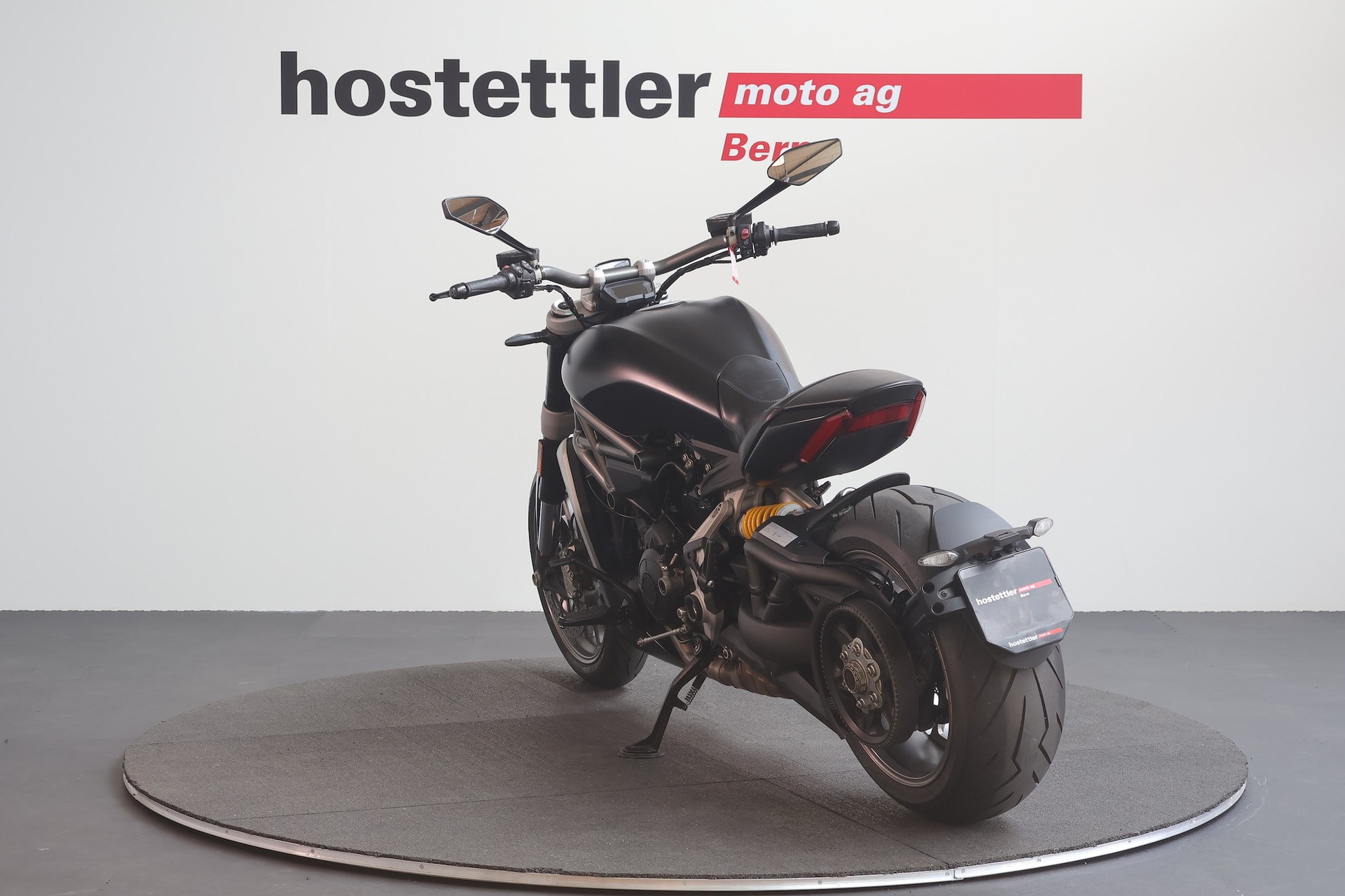DUCATI 1260 X Diavel-showroom-element-3
