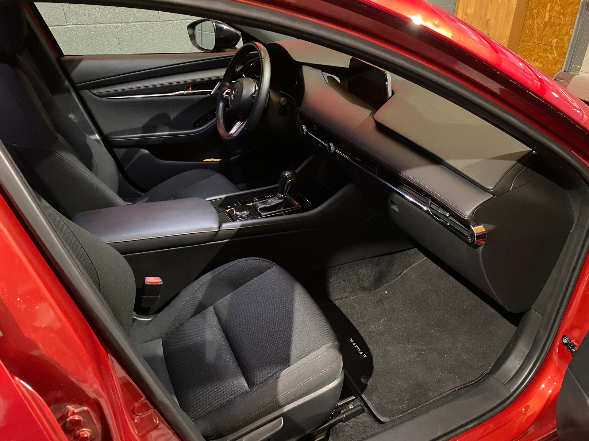 MAZDA 3 Hatchback SKYACTIV-X M Hybrid 186 Homura Automat-image-13
