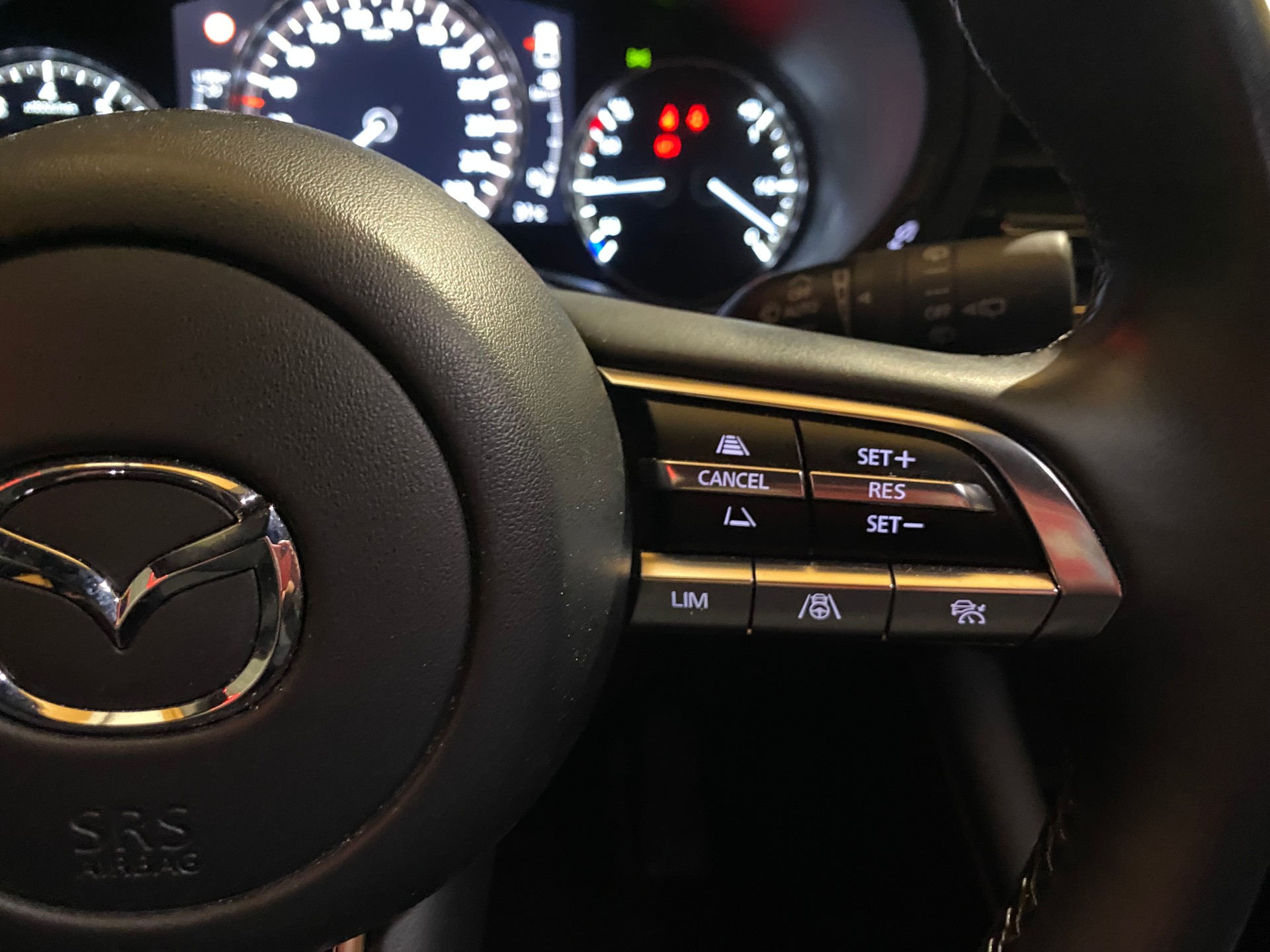 MAZDA 3 Hatchback SKYACTIV-X M Hybrid 186 Homura Automat-image-21