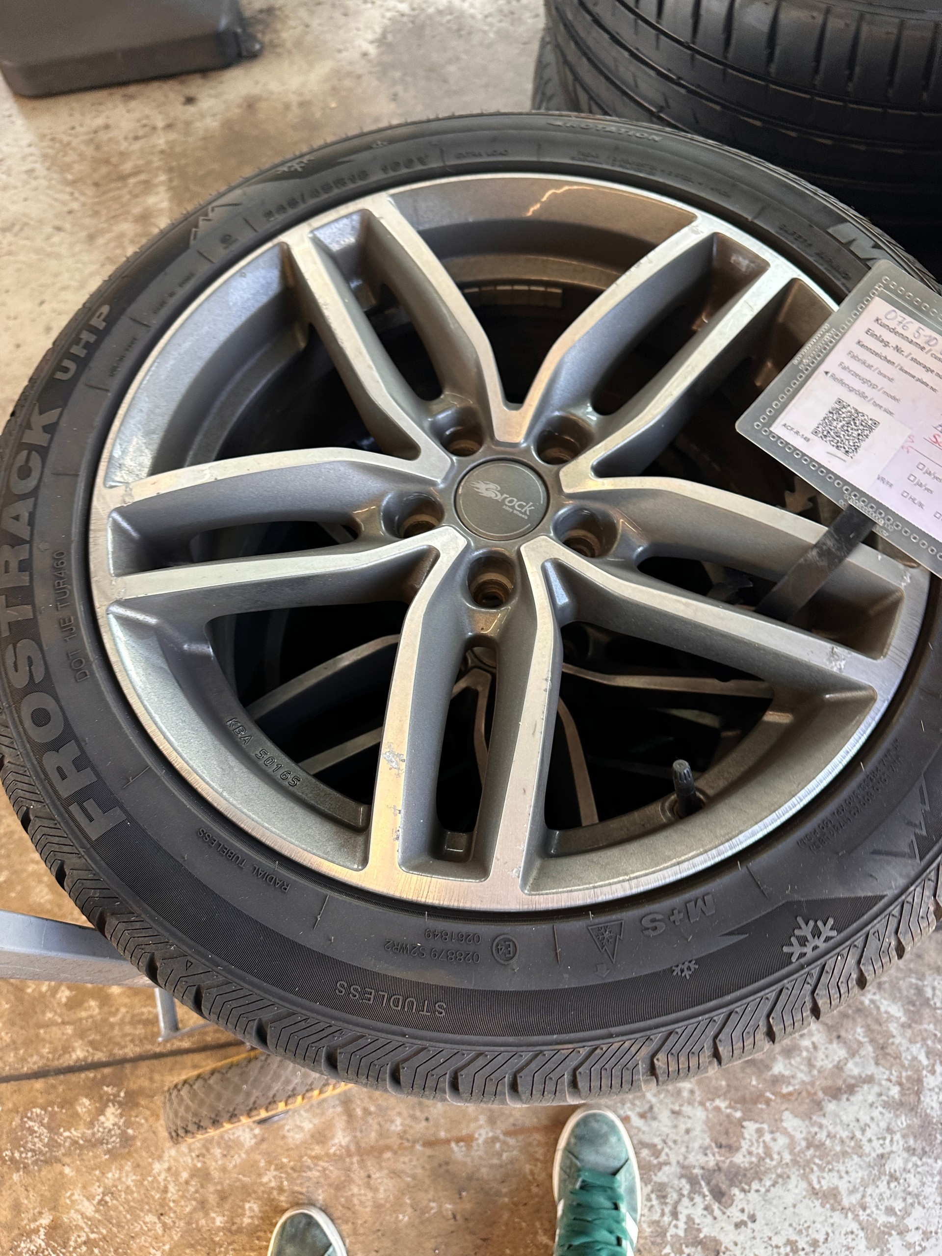 FORD Kuga 2.0 TDCi Titanium S 4WD PowerShift-image-19
