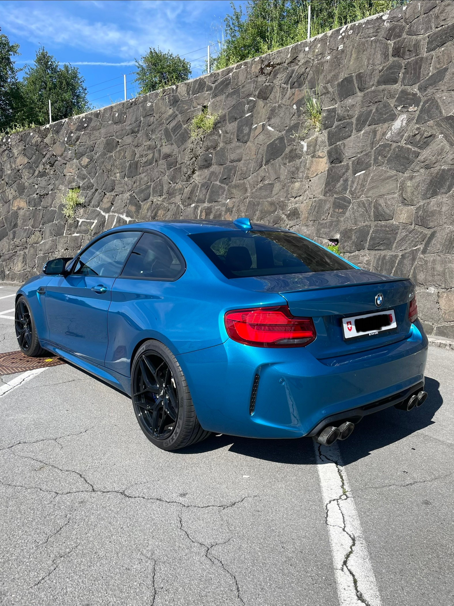 BMW M2-image-2