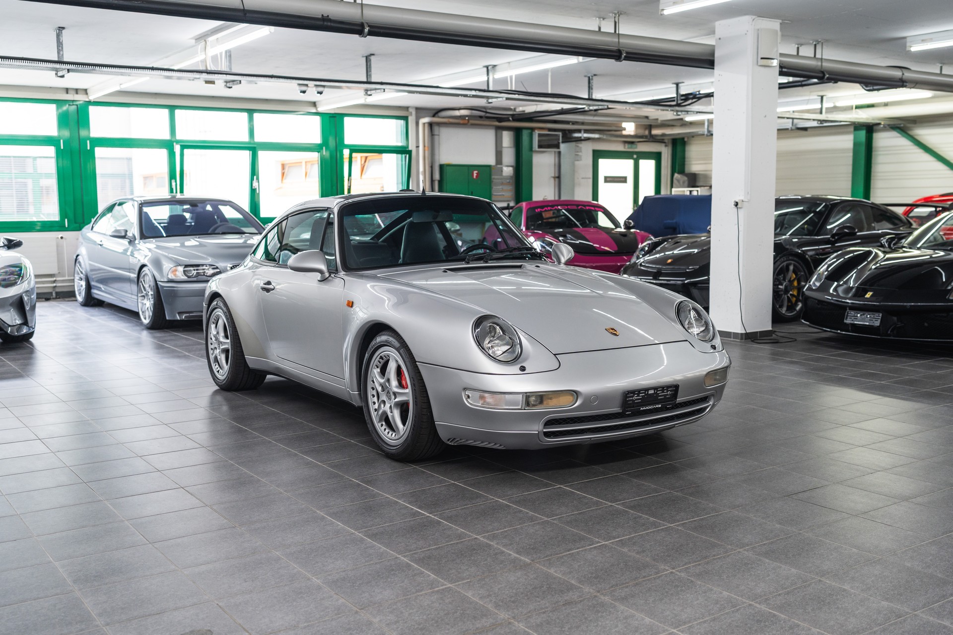 PORSCHE 911 Targa-image-2